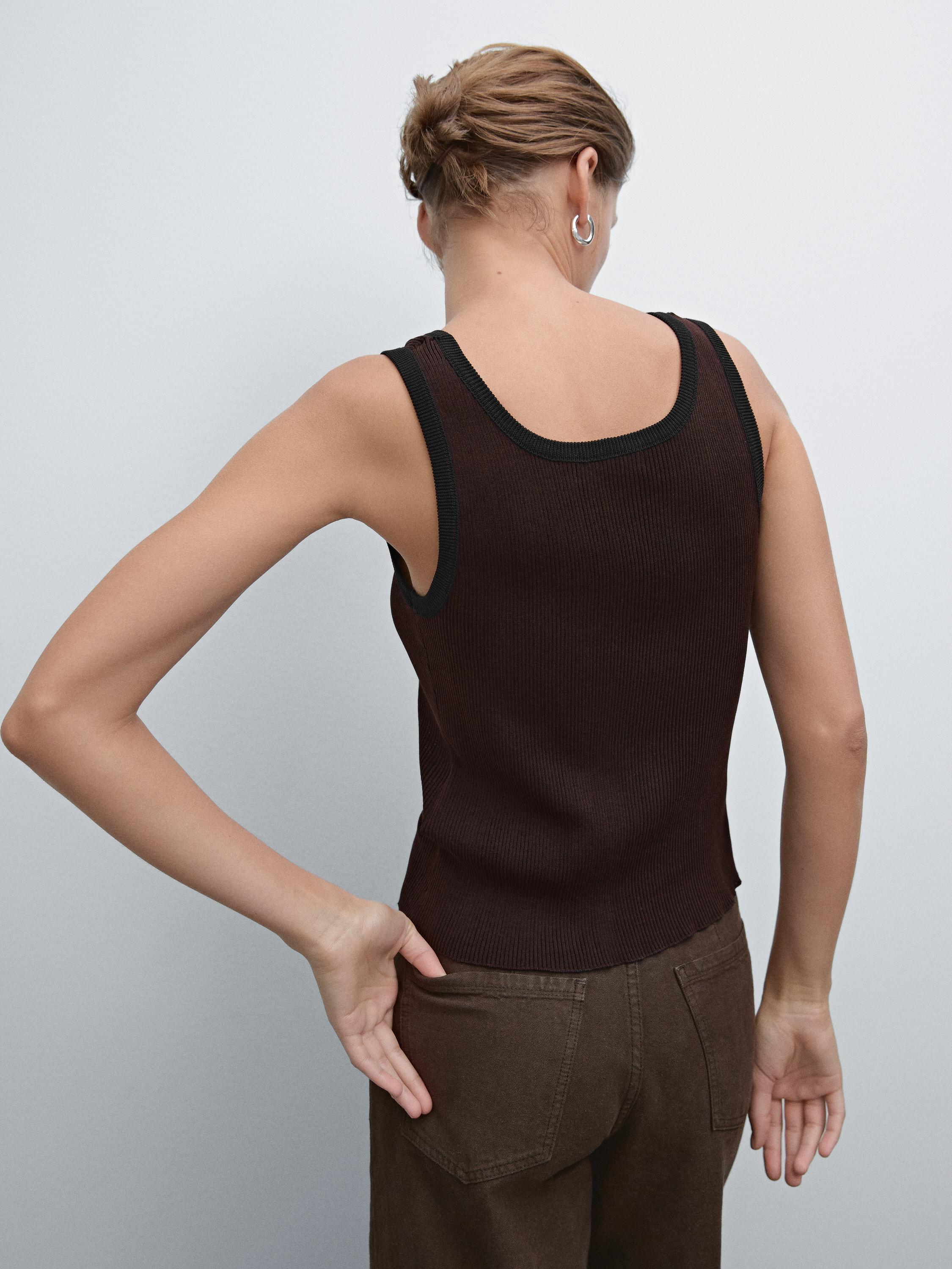 Knit top with contrast trims