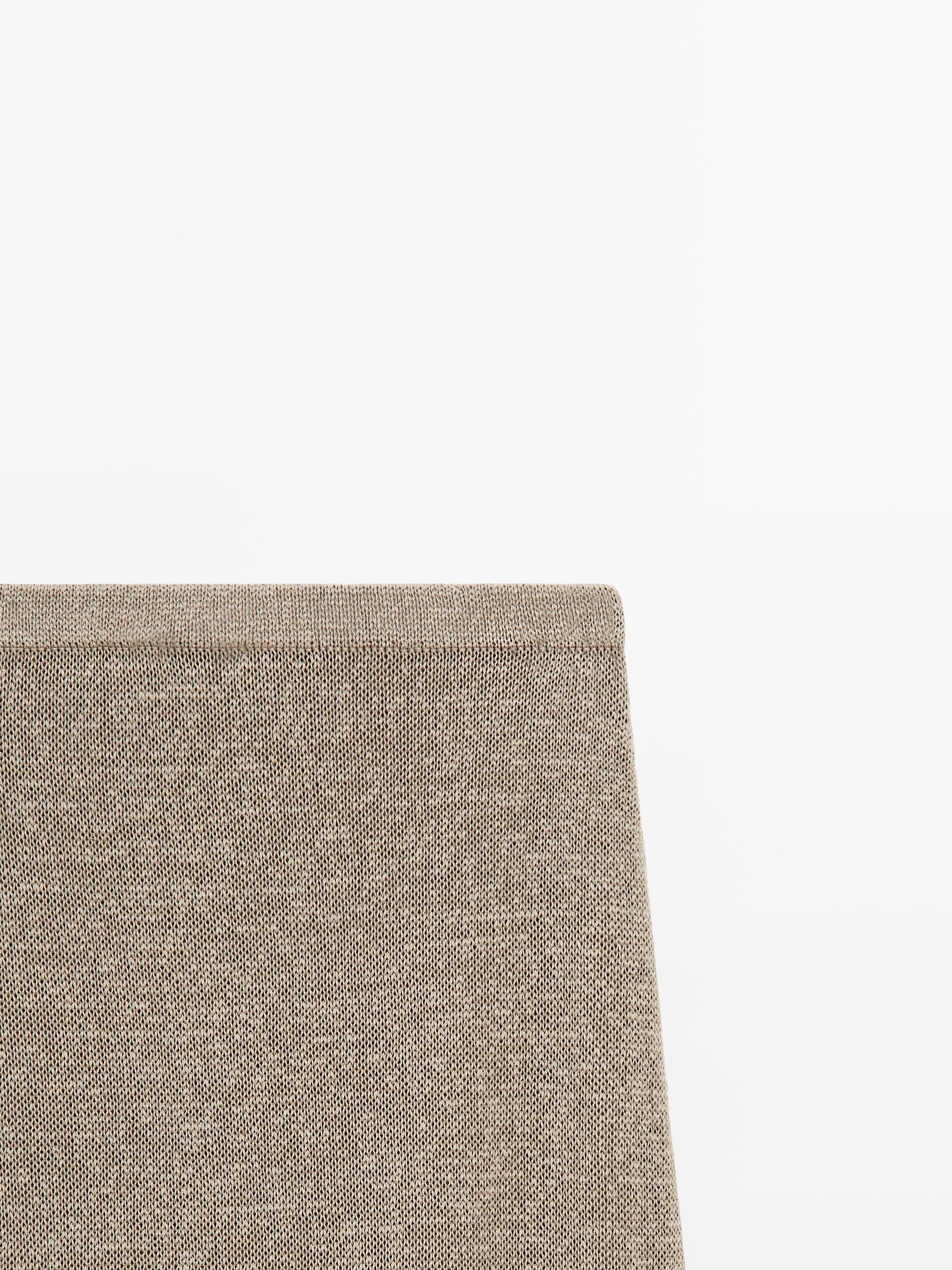 A kesim triko etek total look