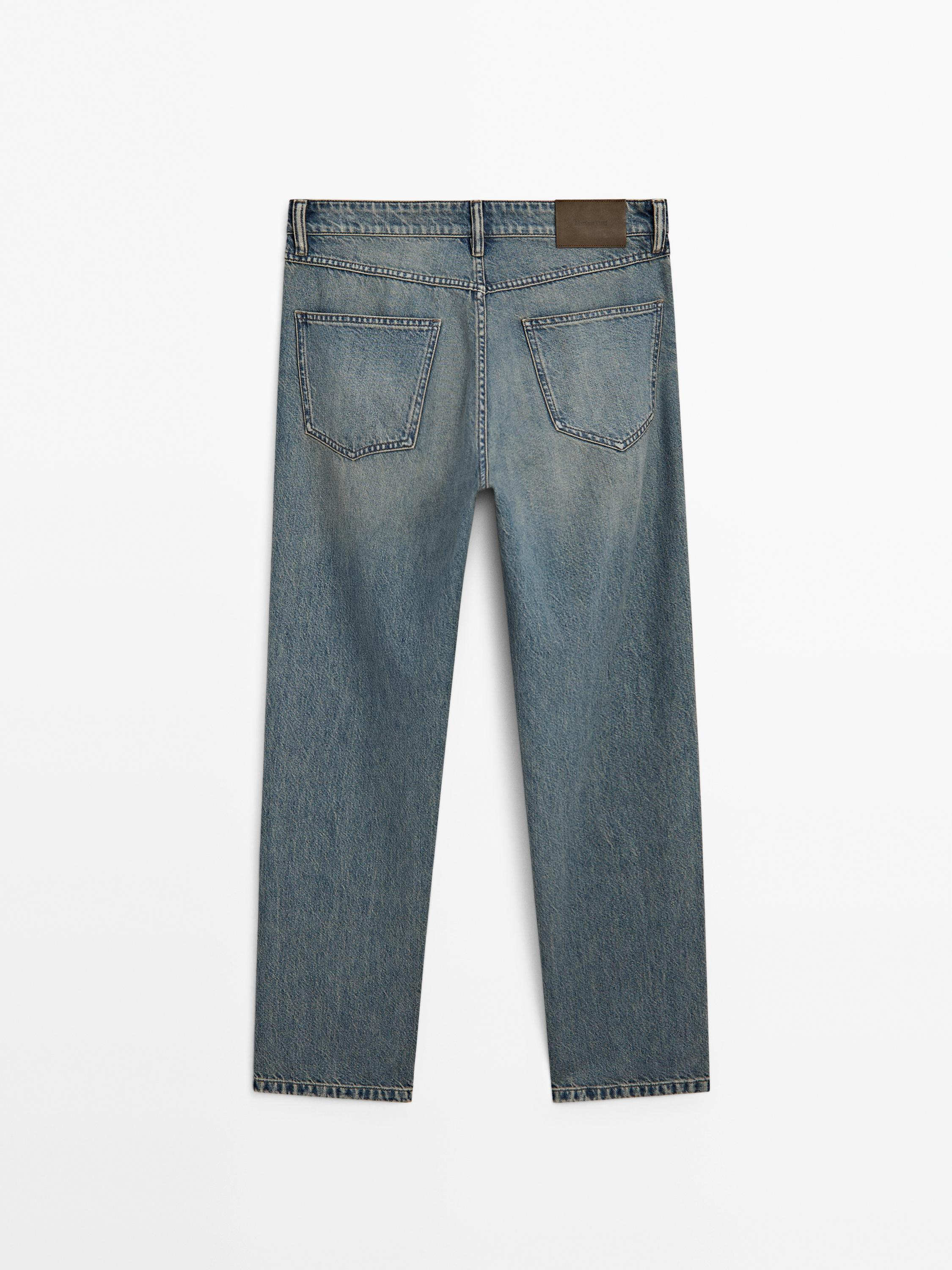 Tapered fit jeans