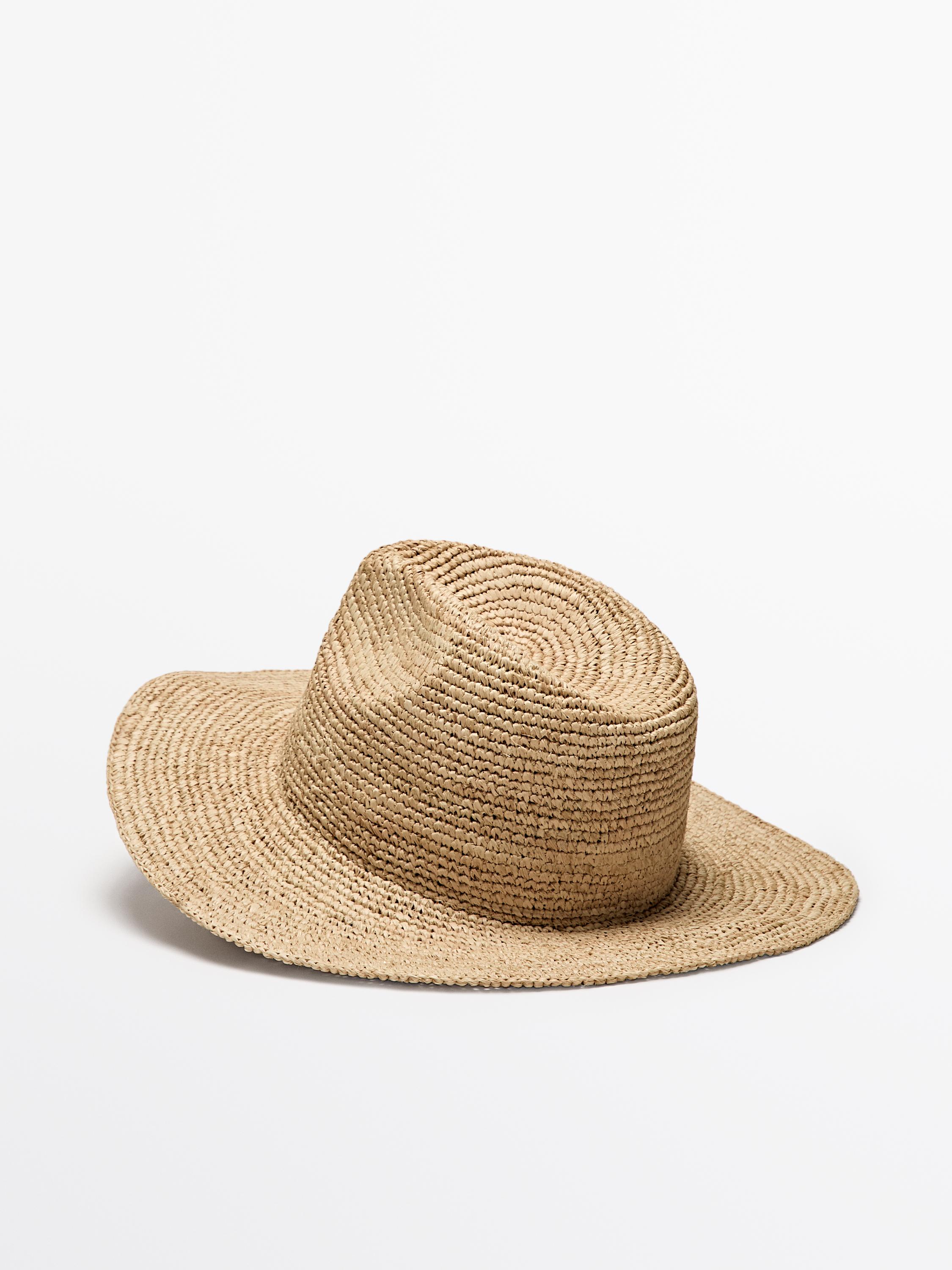 Raffia hat