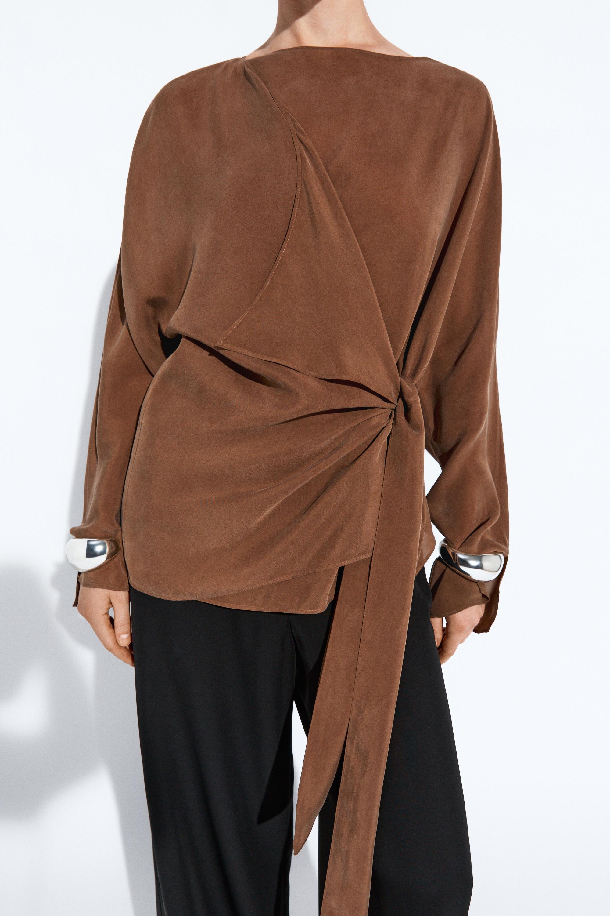 Fließender Kimono mit Schleifendetail