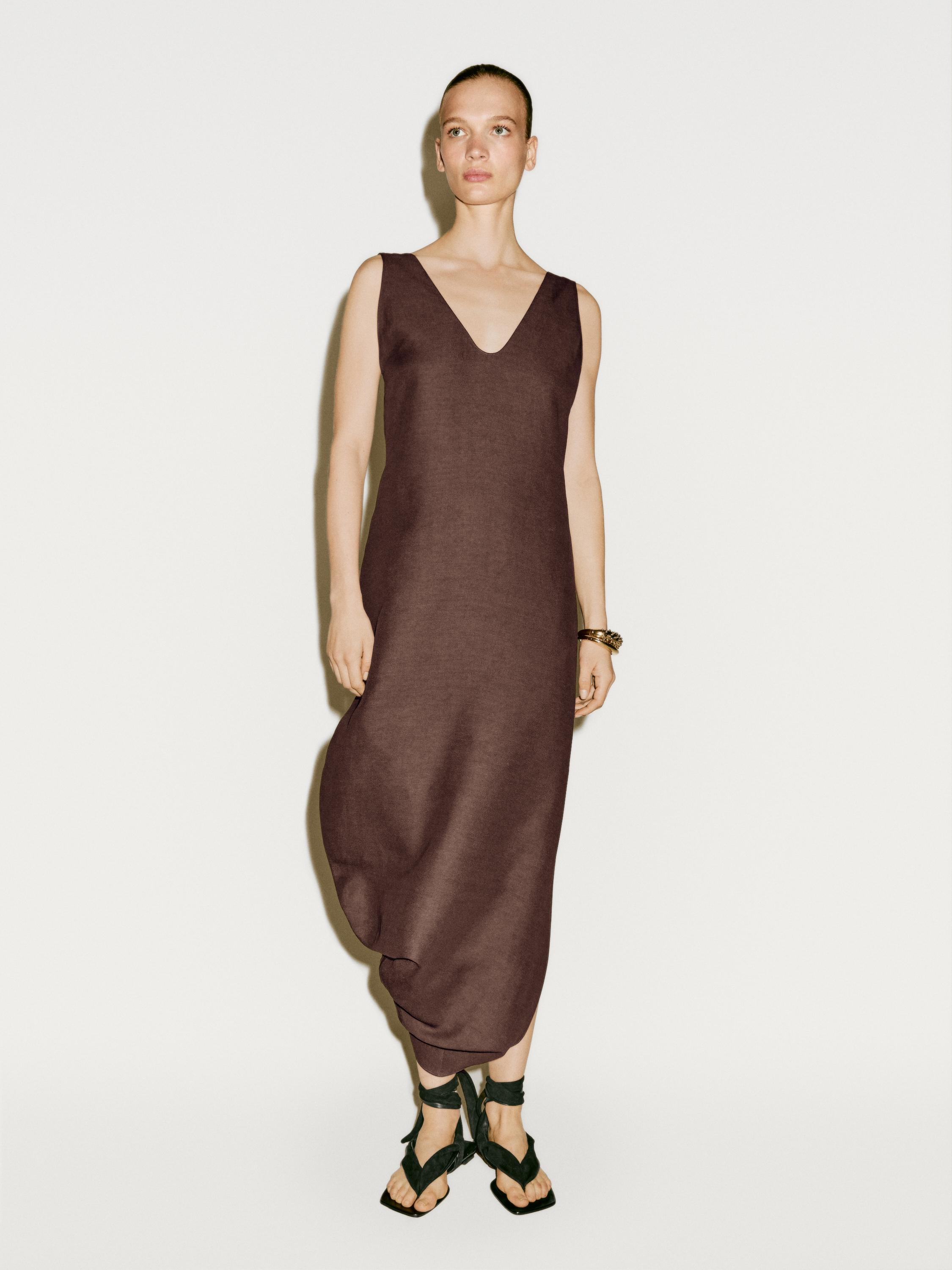 Midi dress with asymmetric hem - Limited Edition