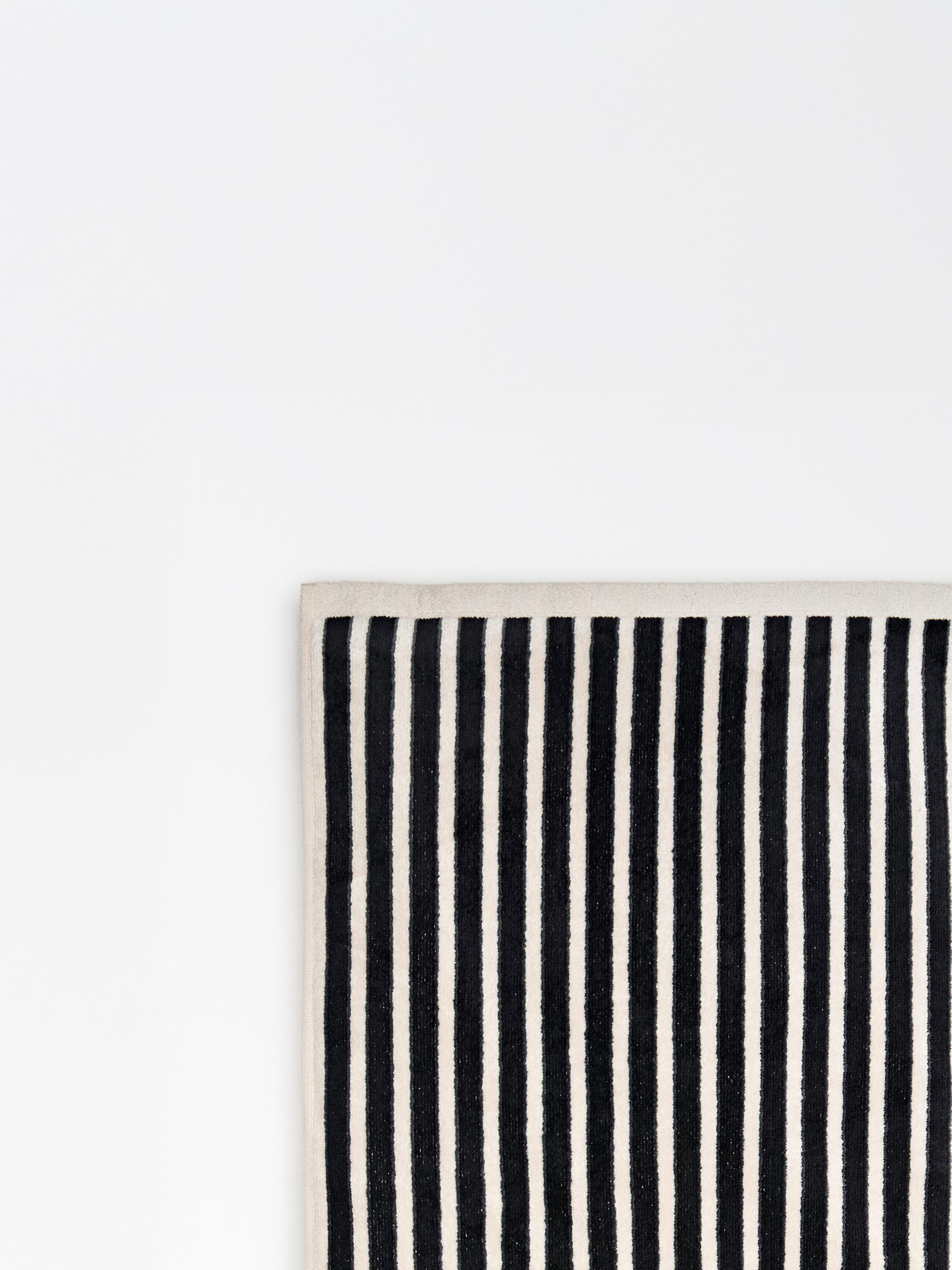 Striped cotton towel — NAVY BLUE