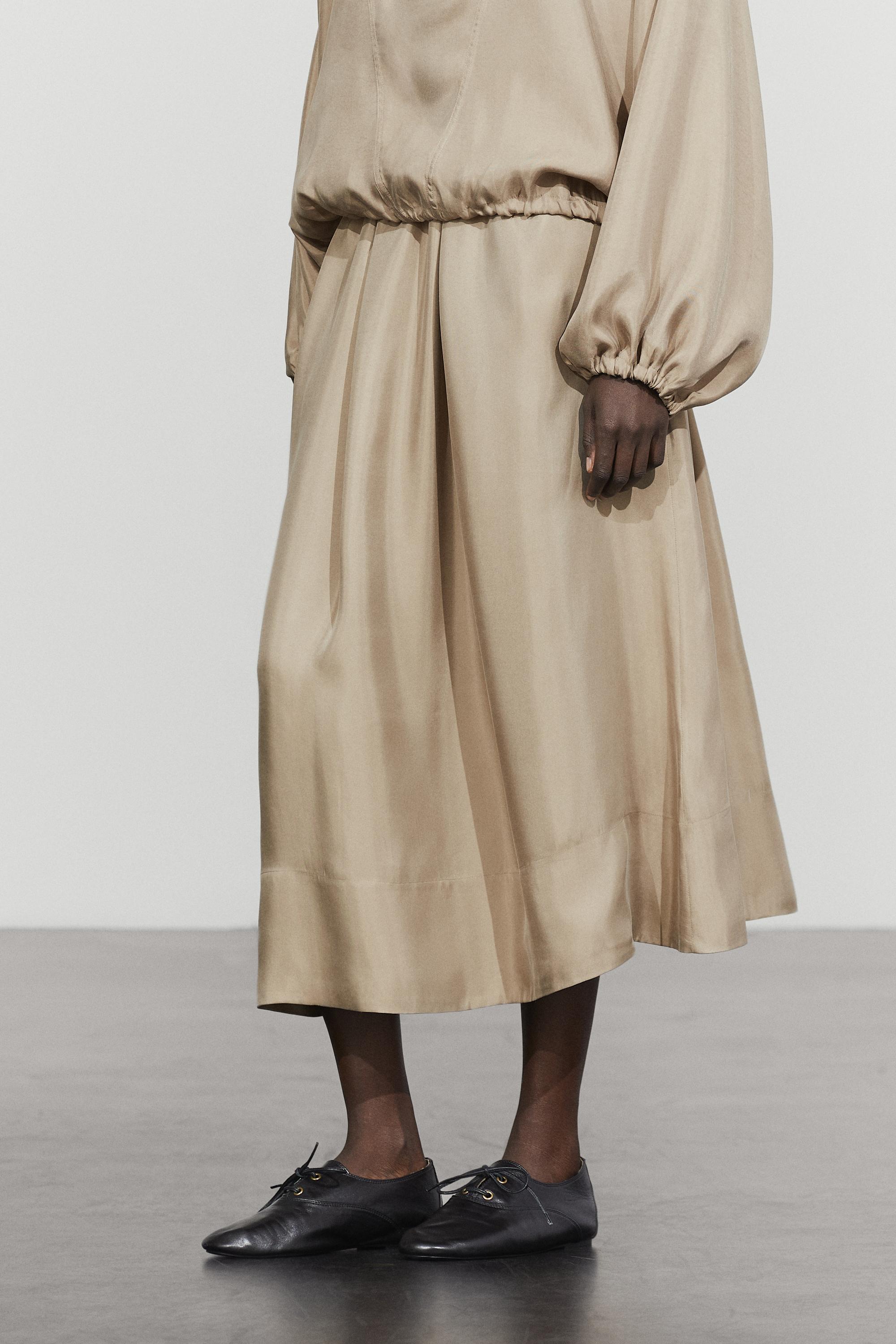 Flowing elastic waist midi skirt — SAND