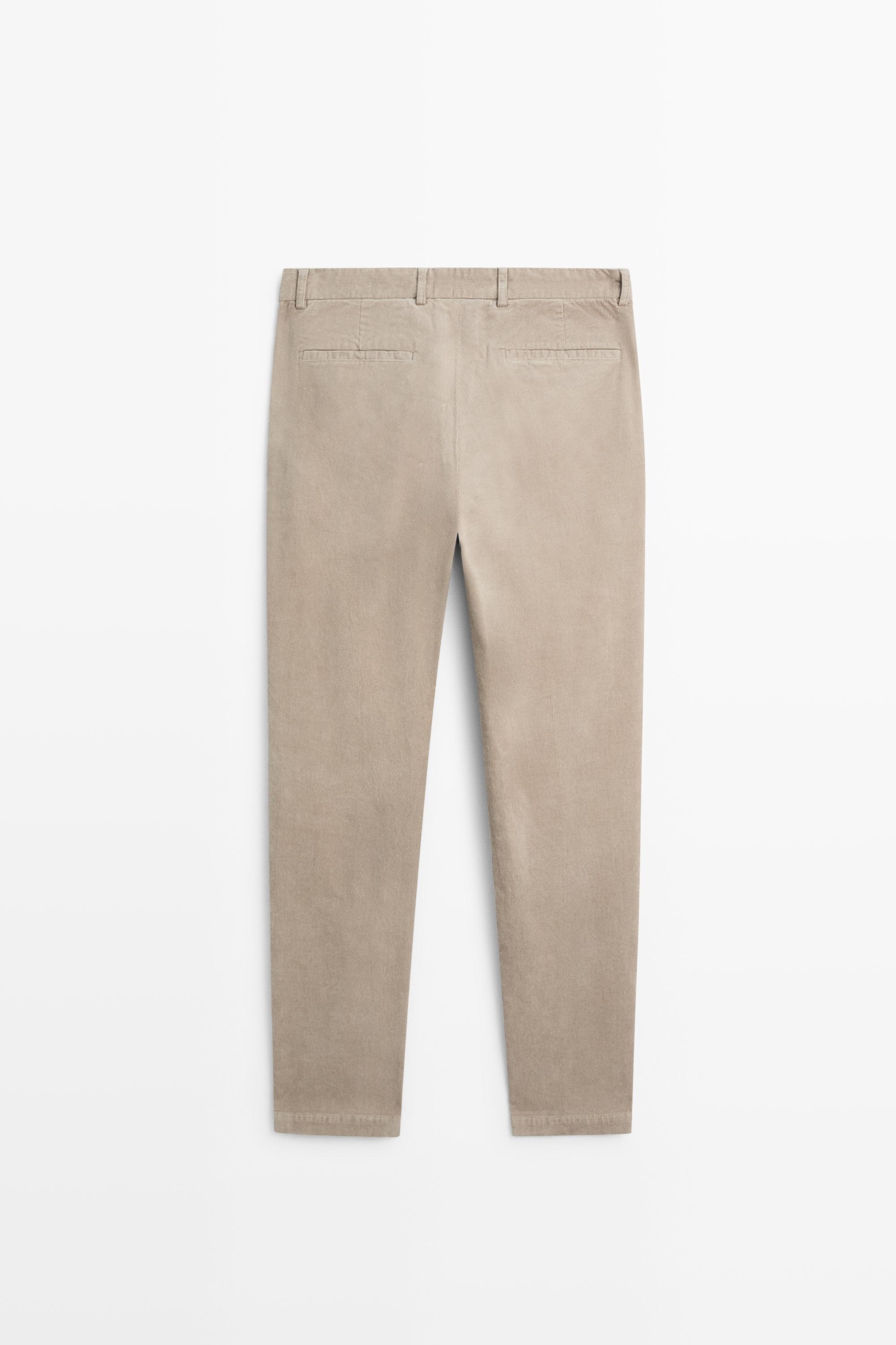 Pantalón slim fit pana