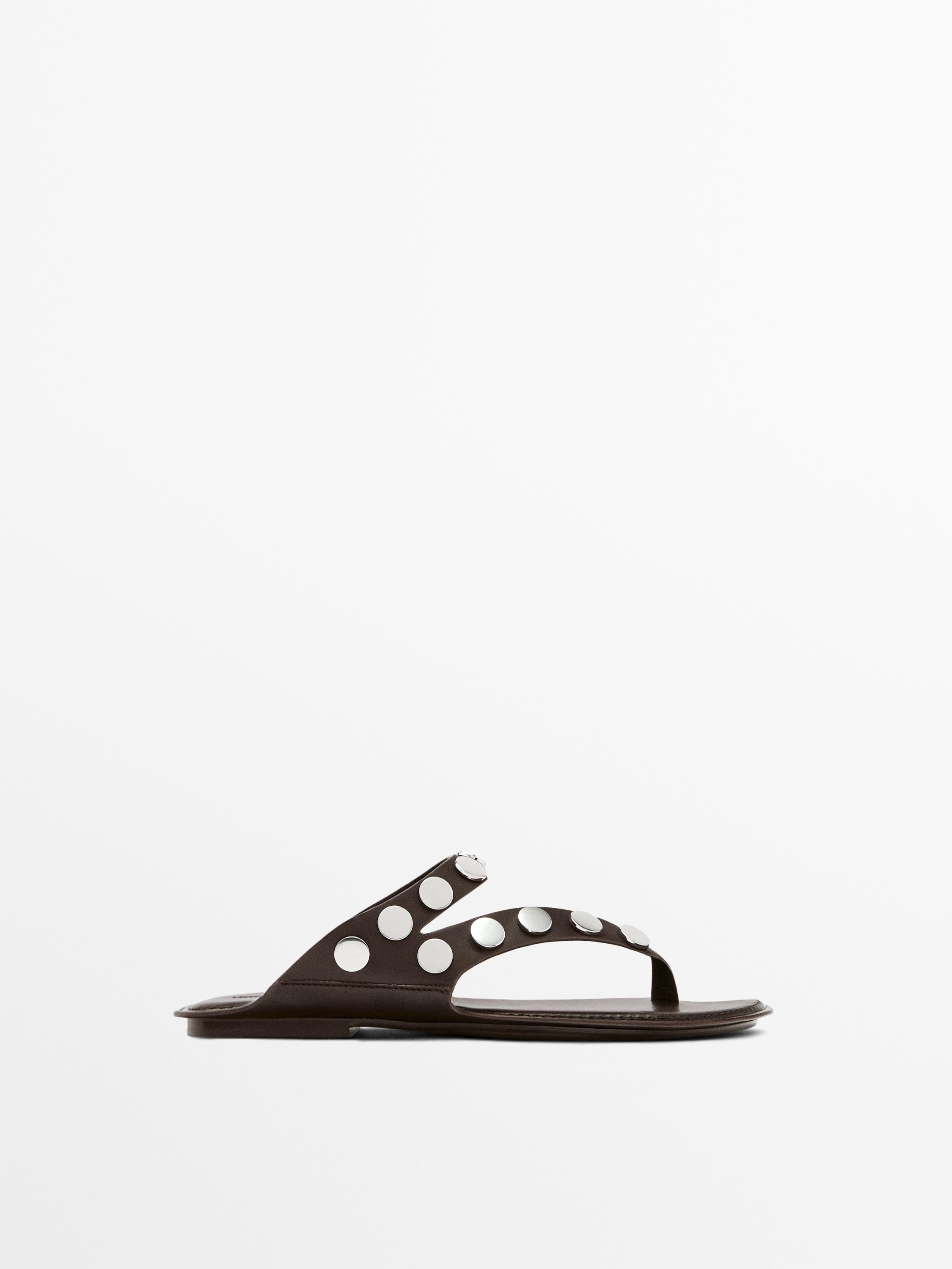 Leather sandals with studs — BROWN