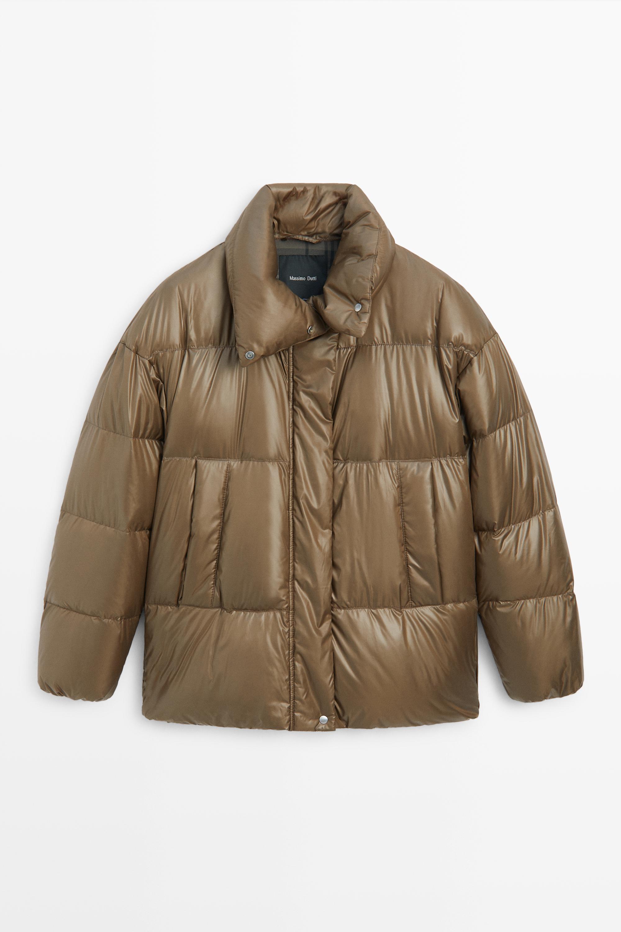 Chaqueta plumífero detalle interior cuadros