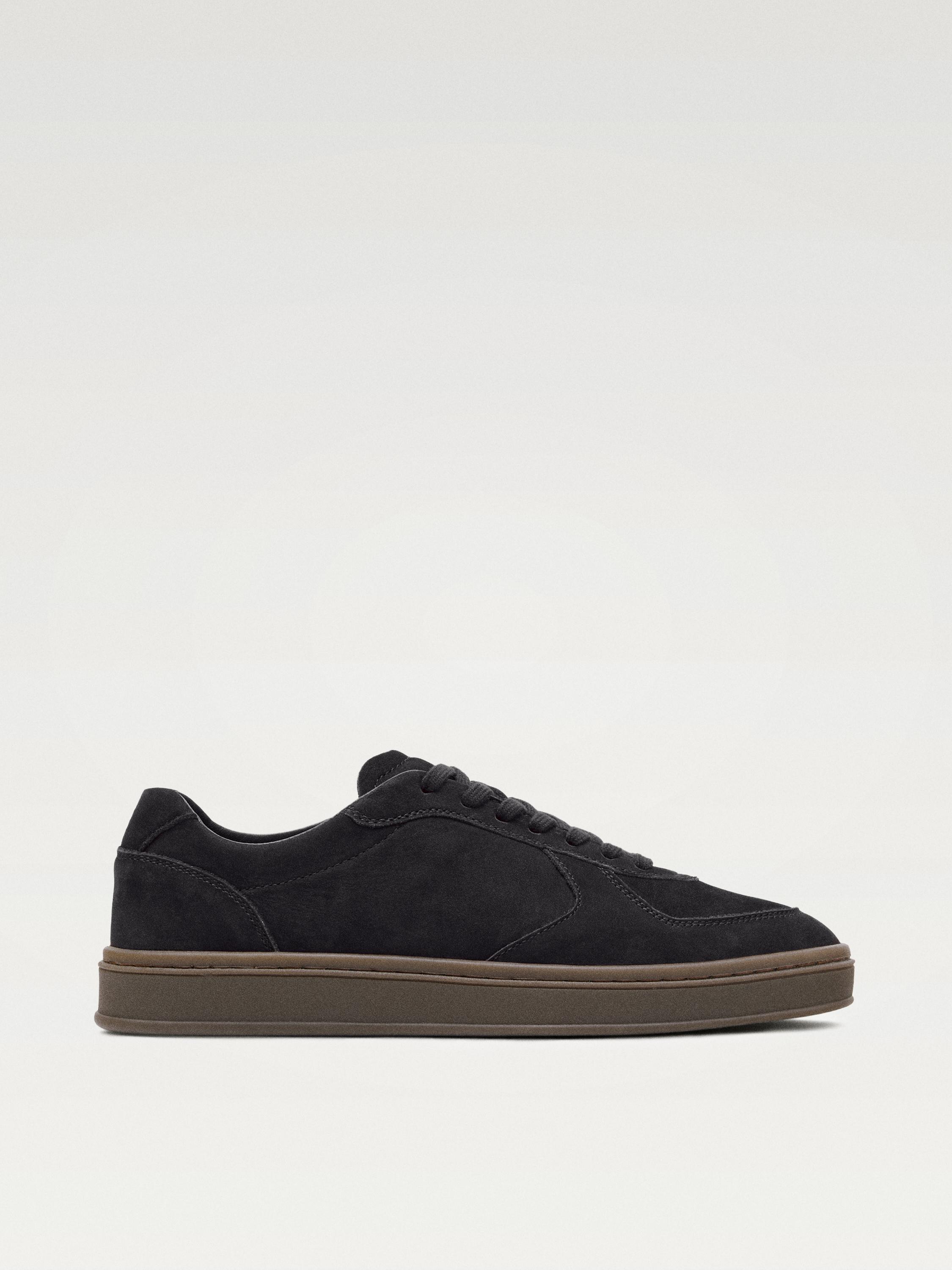 Nubuck trainers with contrast sole — Dark blue