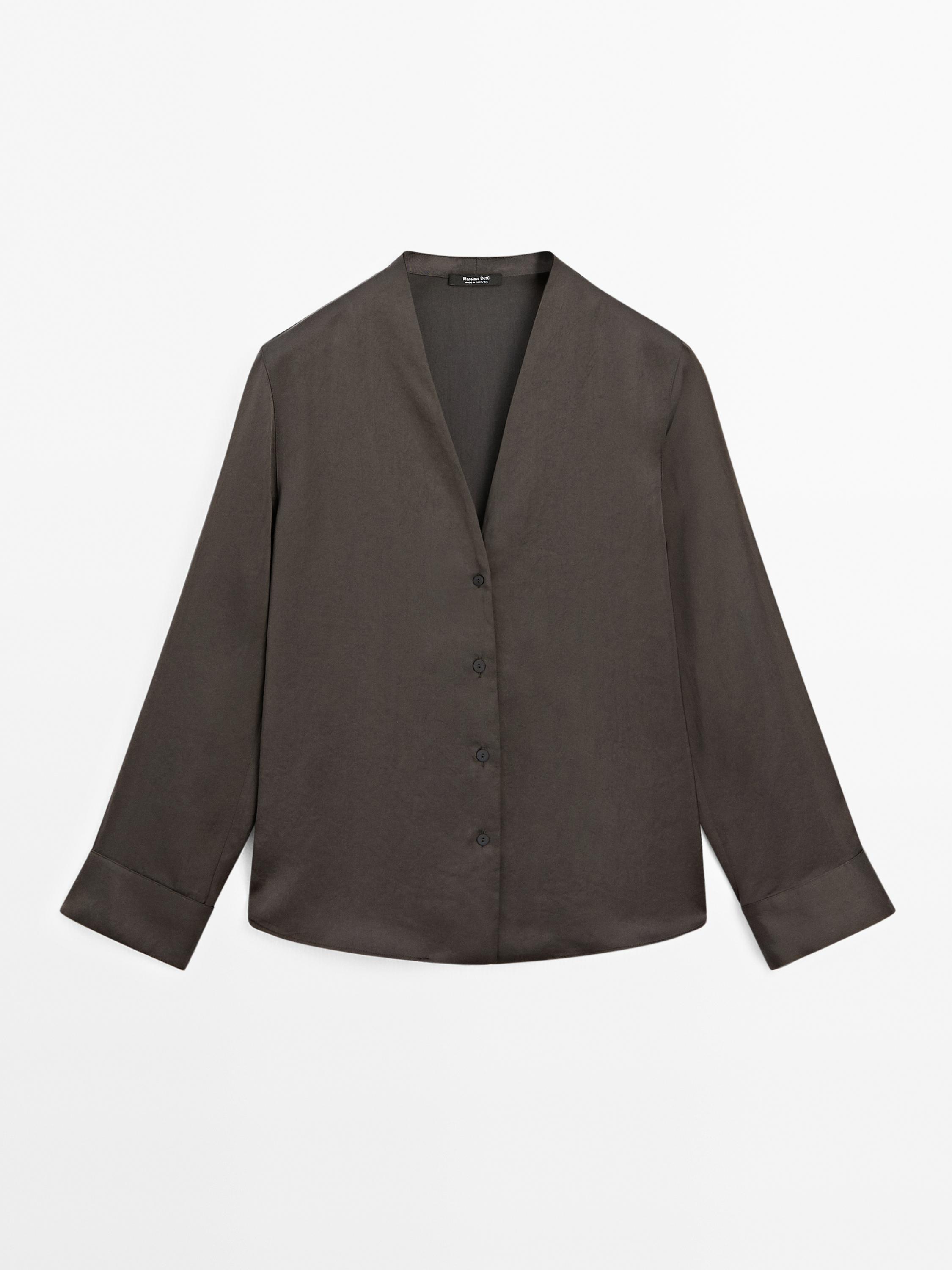 Fluid long sleeve shirt