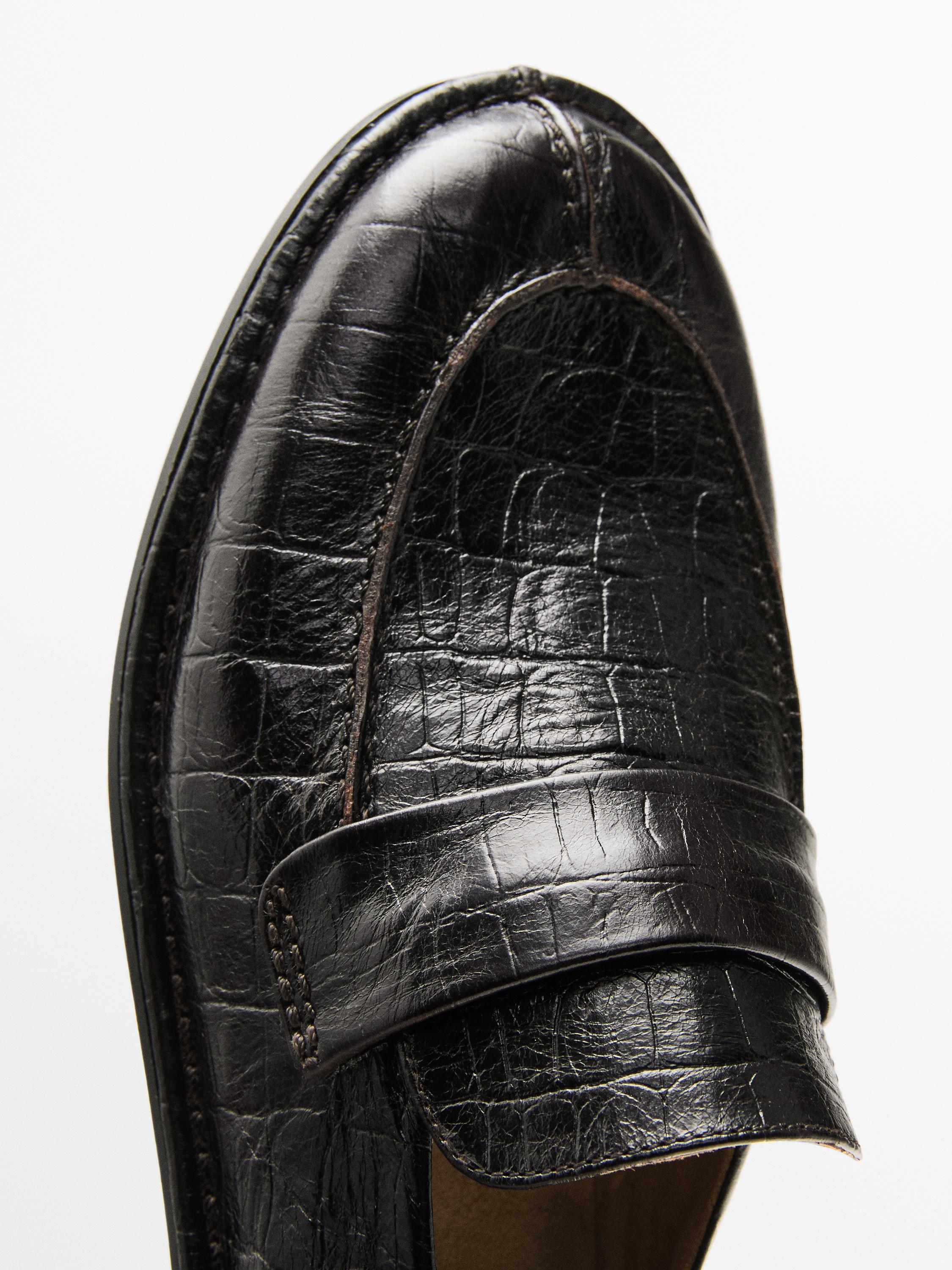 Mock croc embossed loafers — BROWN