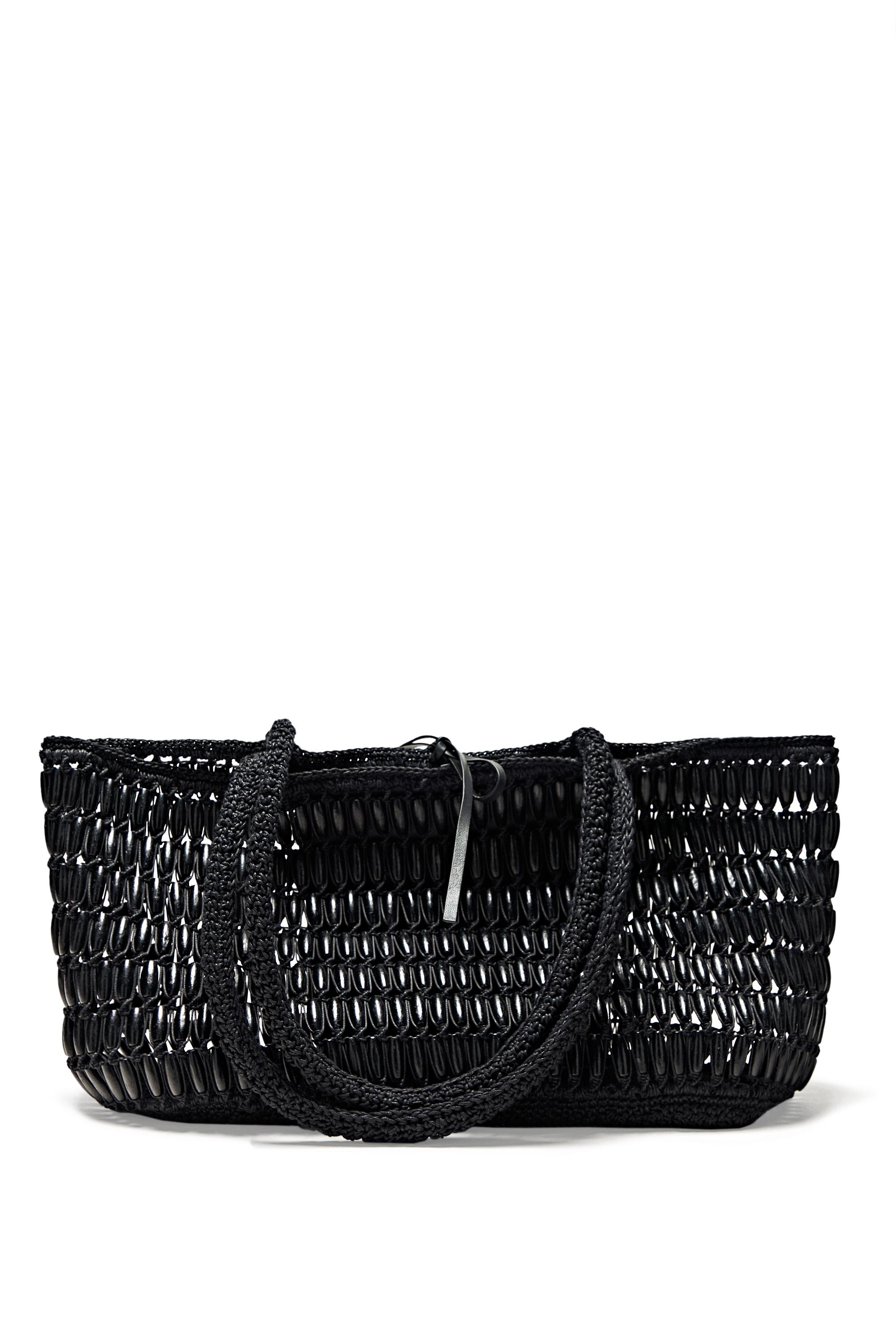 Tote bag with wooden details — BLACK