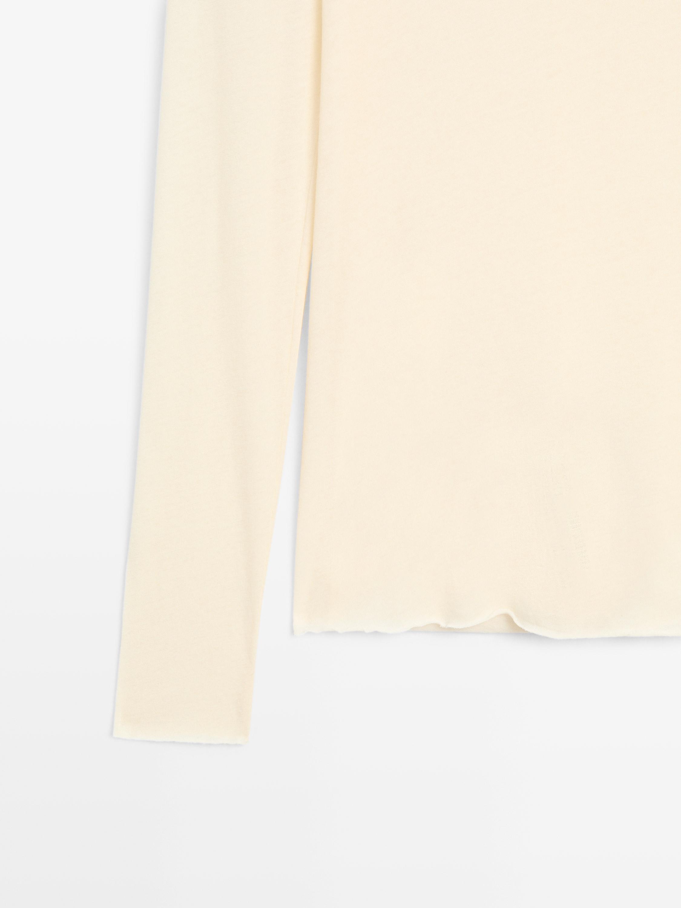 Lightweight long sleeve T-shirt