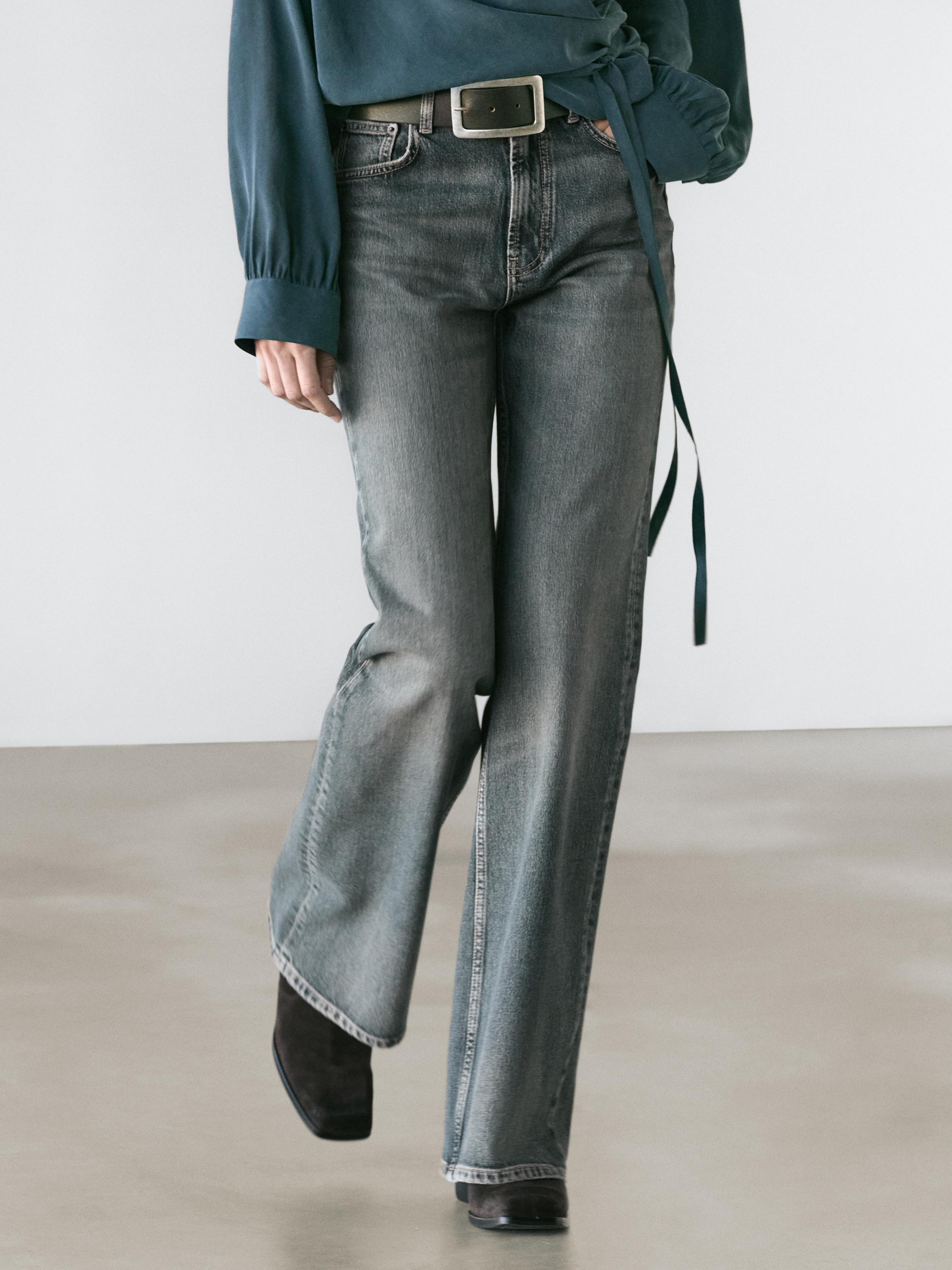 Mid-rise straight-leg flare fit jeans — MEDIUM BLUE