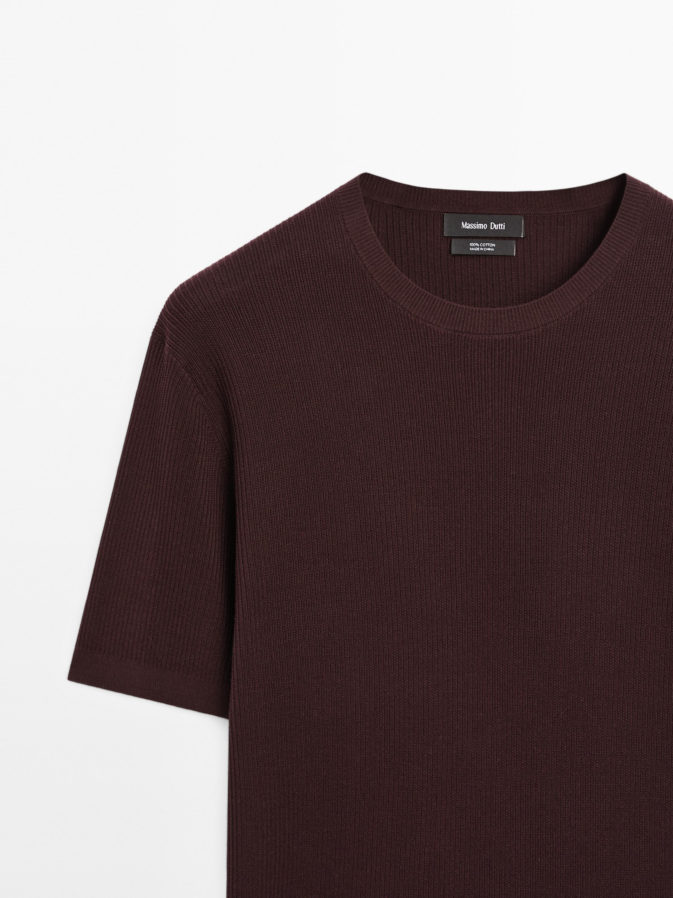 Textured knit short sleeve T-shirt