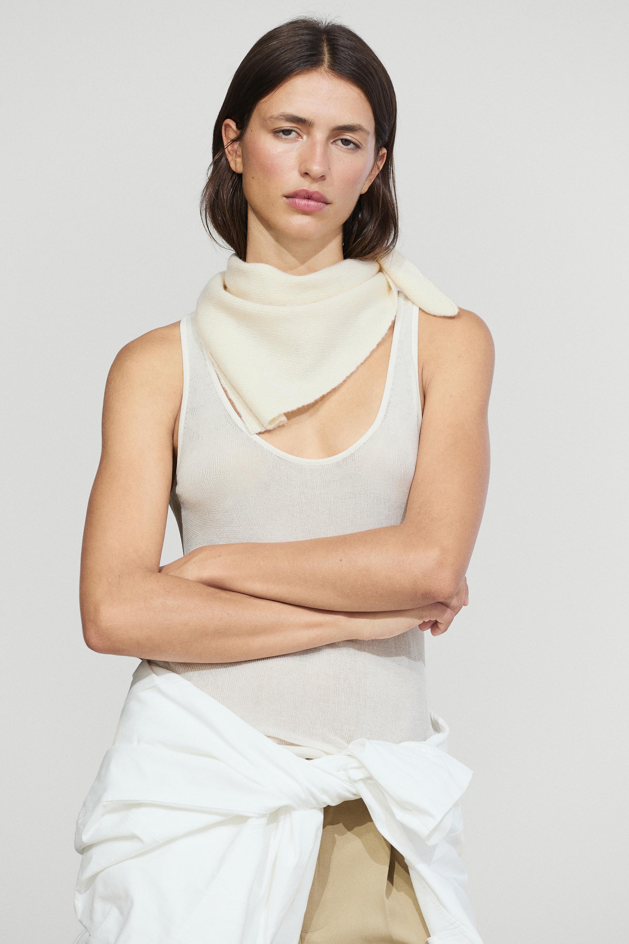 100% Cashmere Bandana — Vanilla