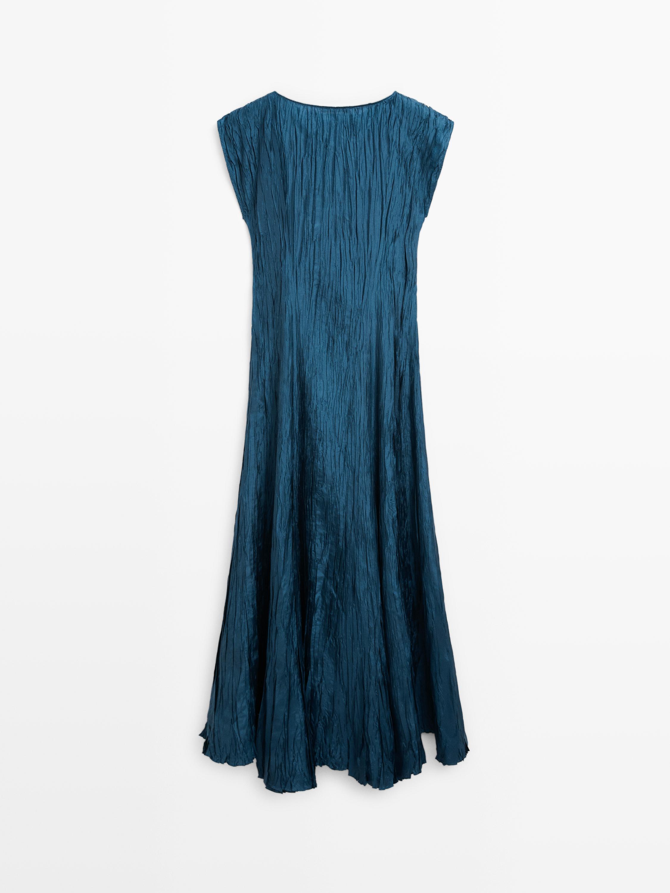 Robe longue plissée