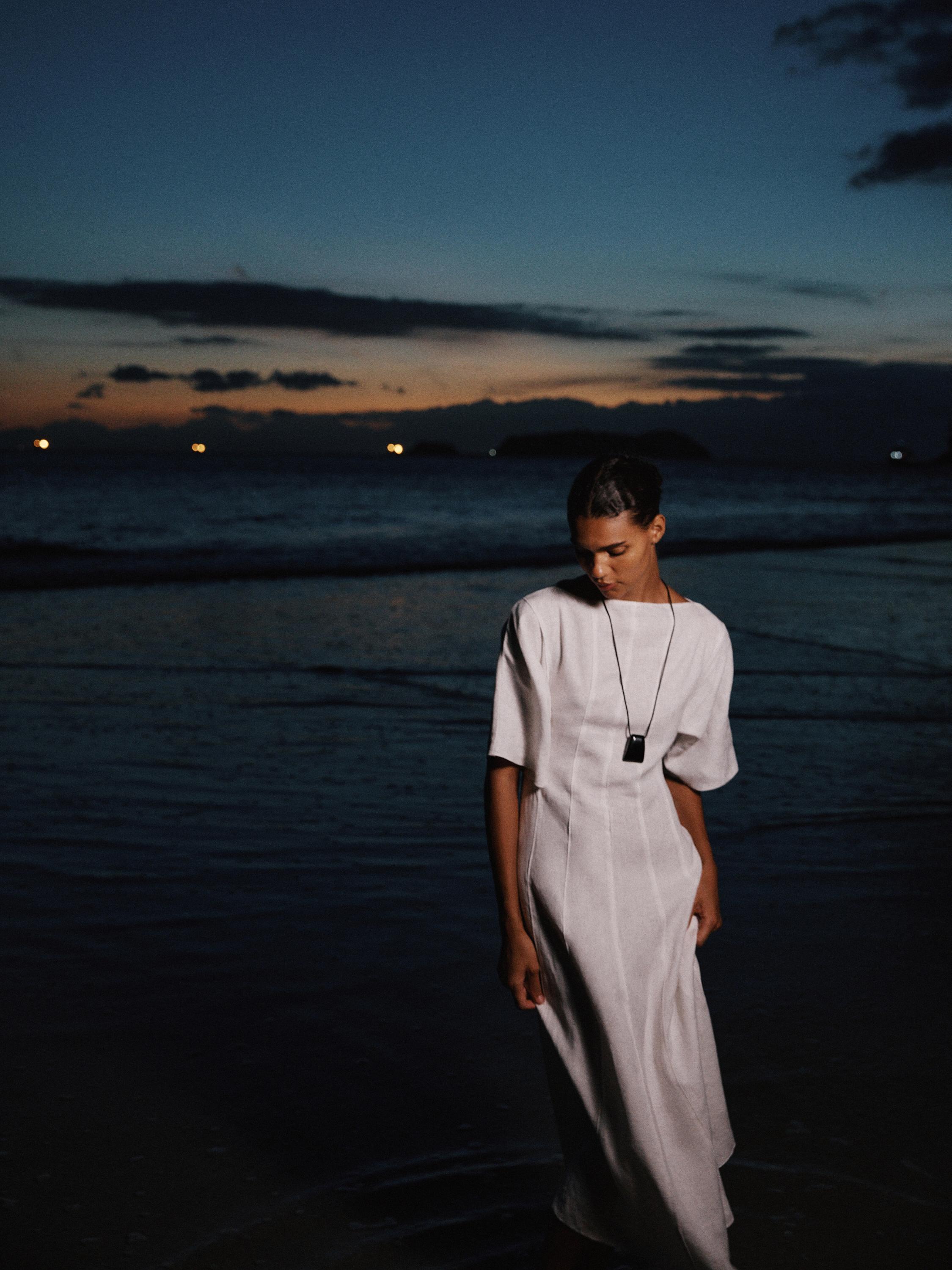 100% linen midi dress with seams