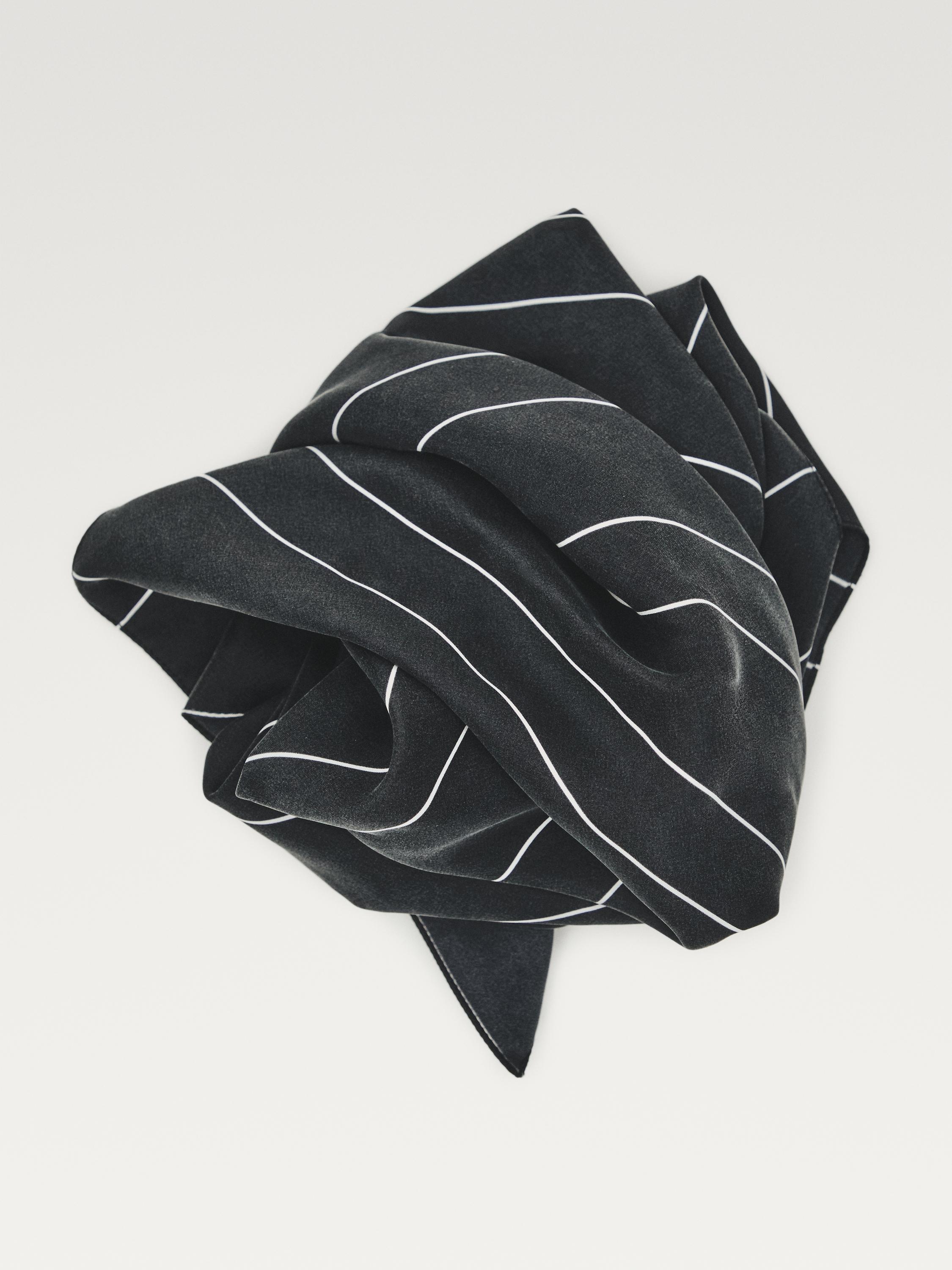 Striped scarf 100% silk