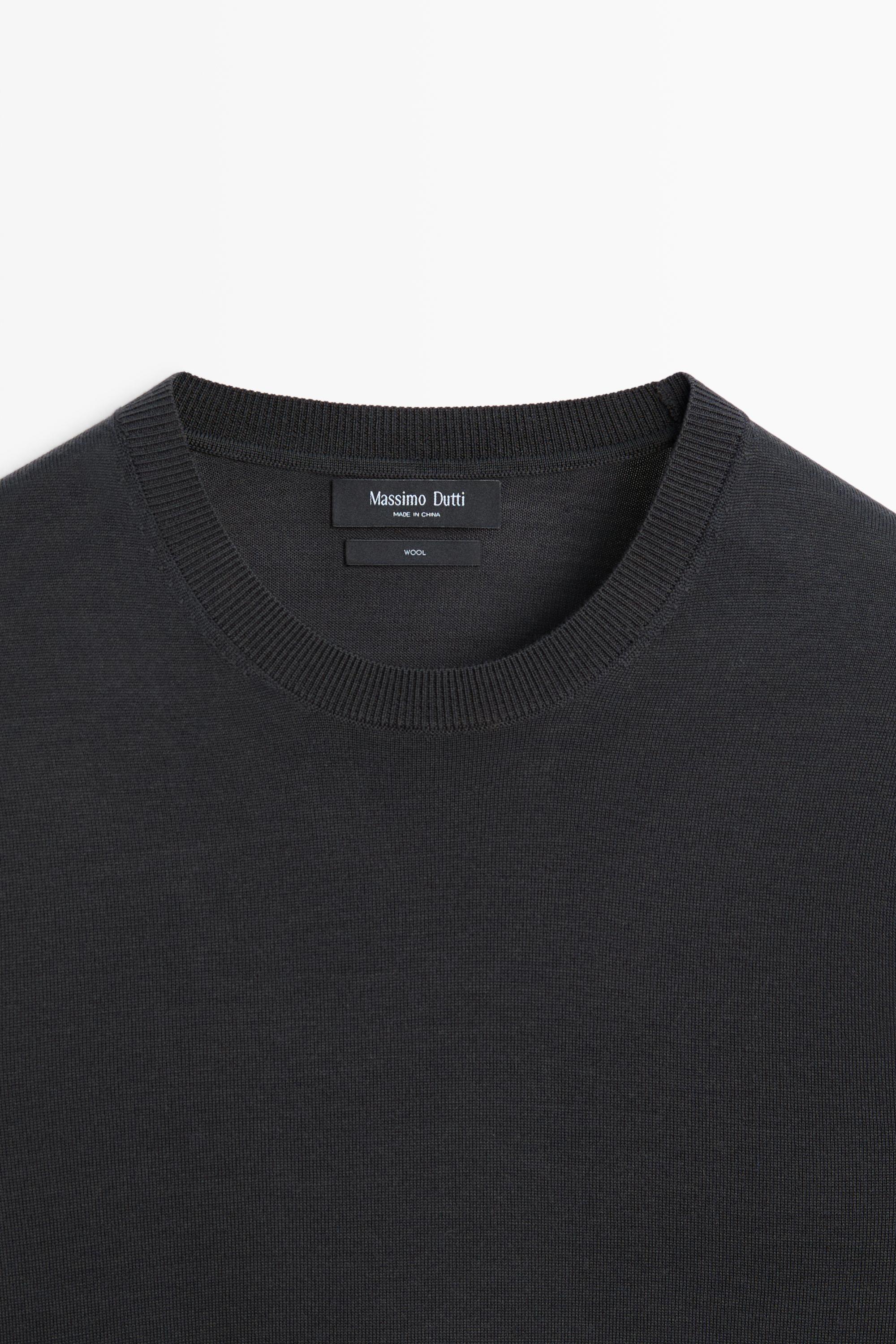 100% merino wool knit round neck sweater — Greyish green