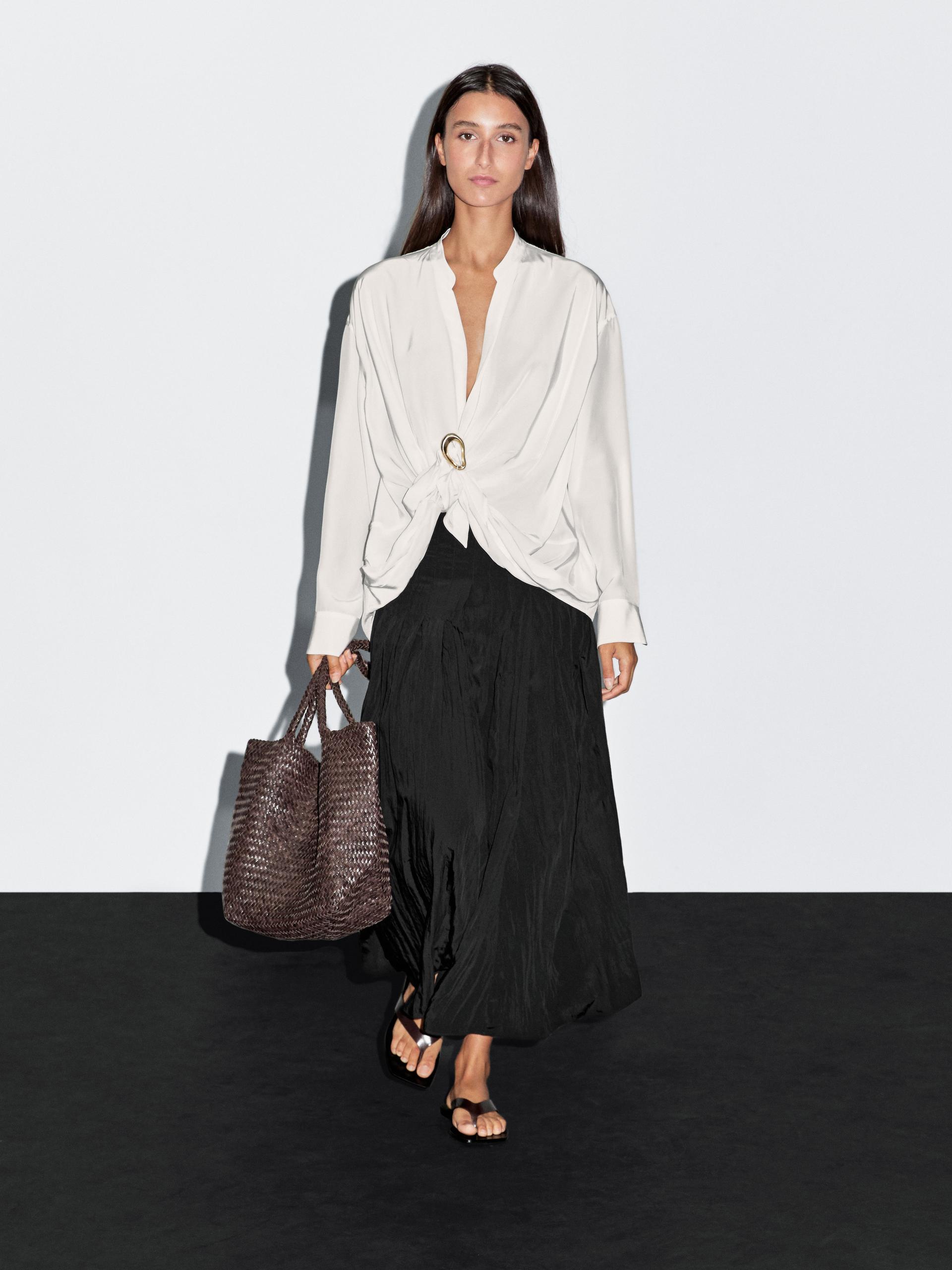 Bluzka Z Węzłem Przy Dekolcie I Broszką - Surowy - S - Massimo Dutti - Kobieta