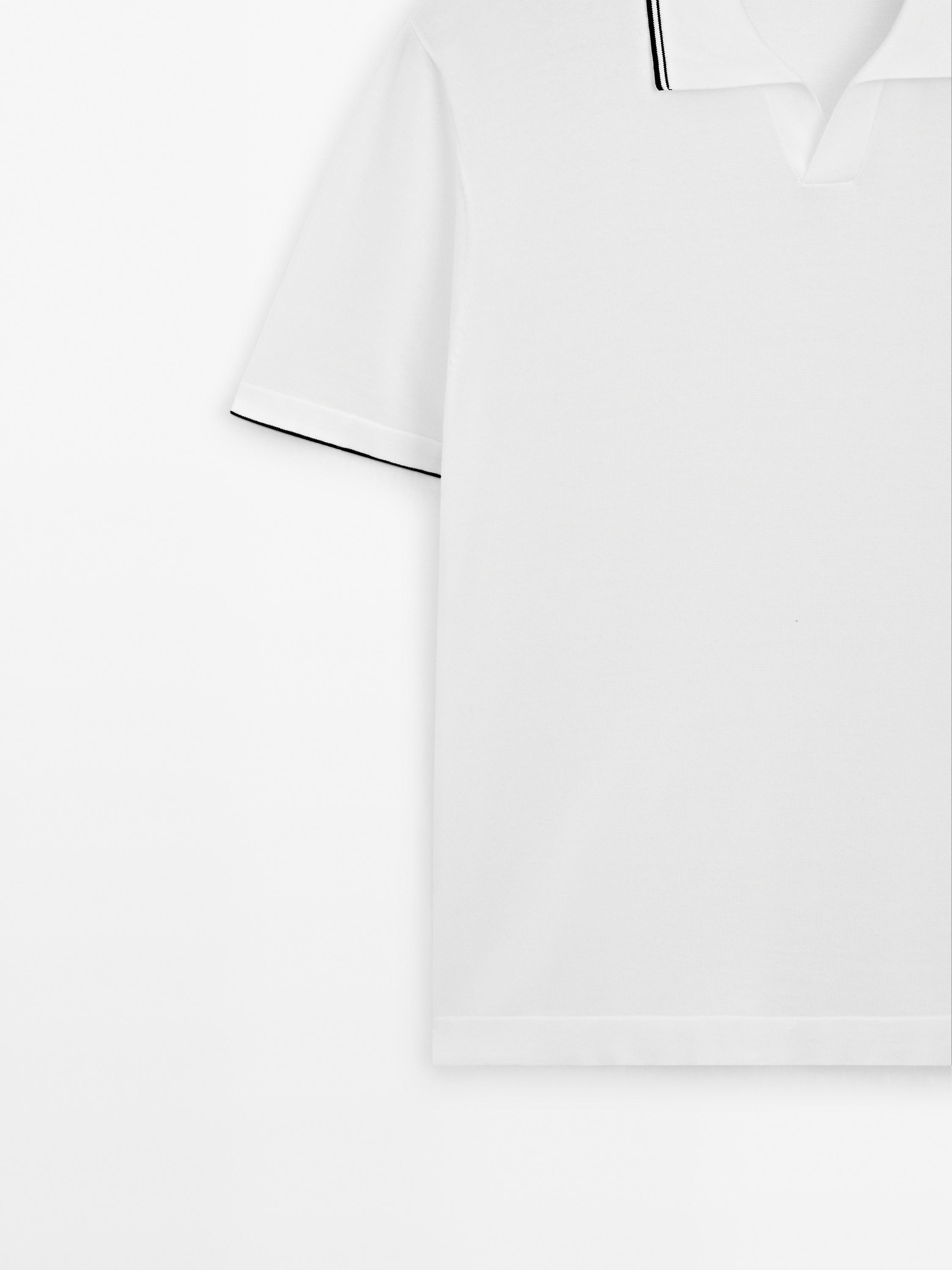 Knit V-neck polo shirt with colour detail