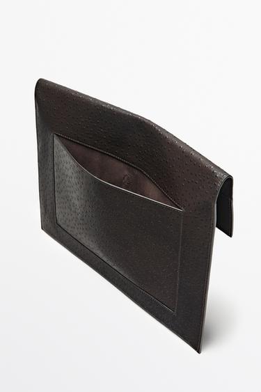 Textured laptop sleeve — BROWN 4