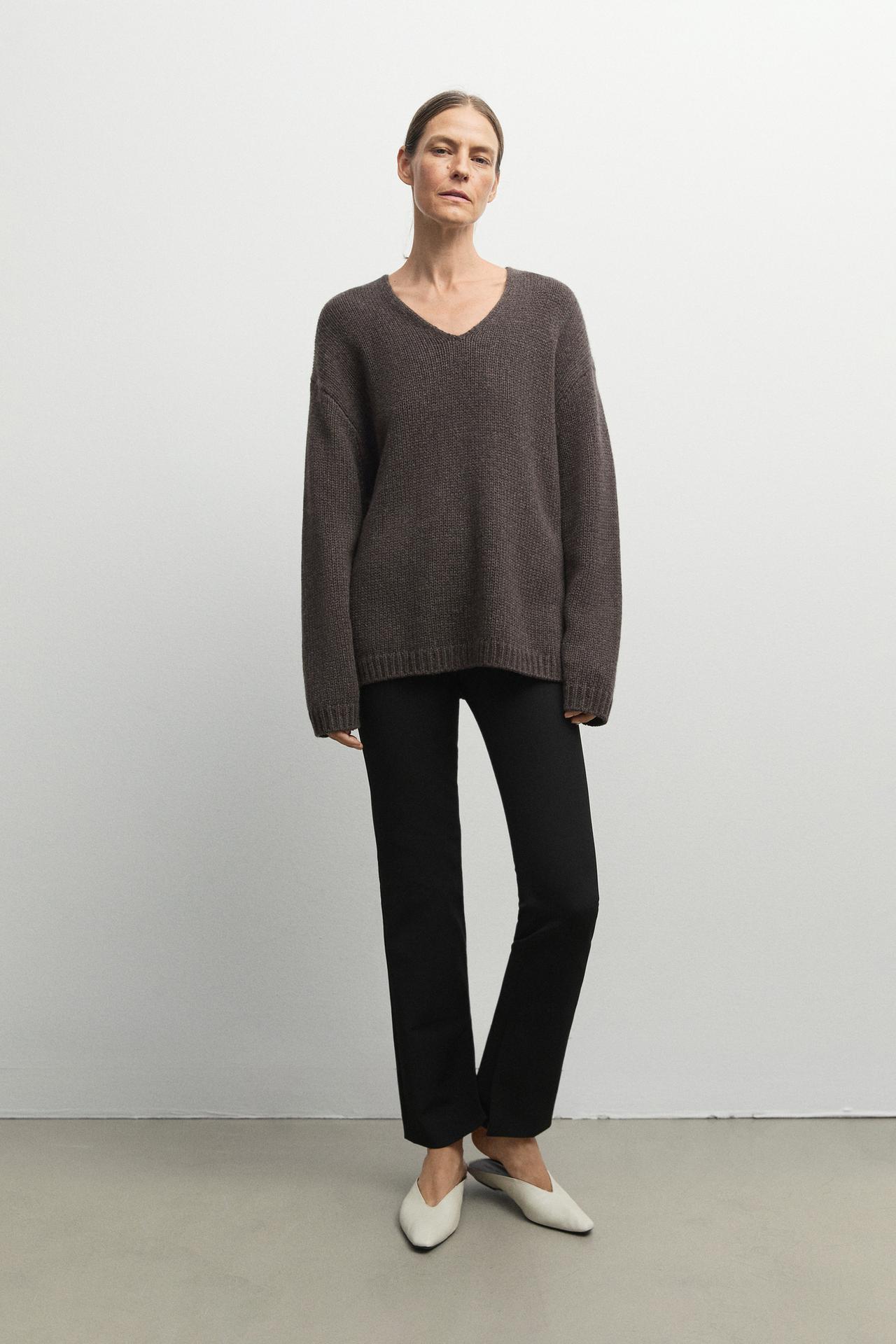 100% cashmere V-neck sweater — BROWN MARL