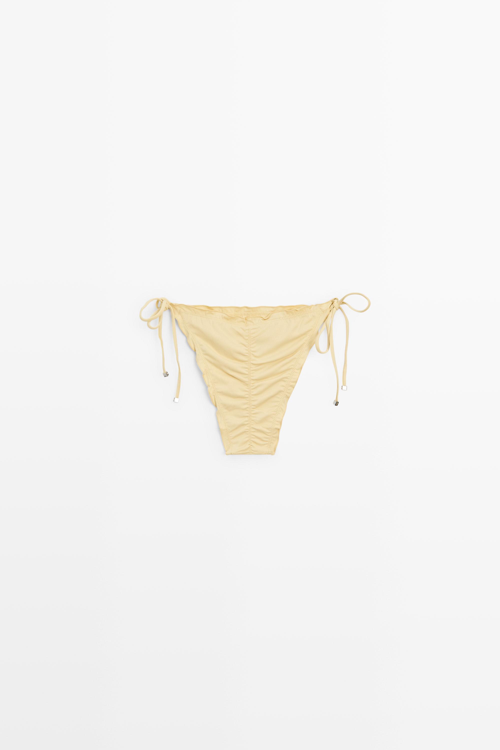 Ruffled bikini bottoms with bows — Vanilla
