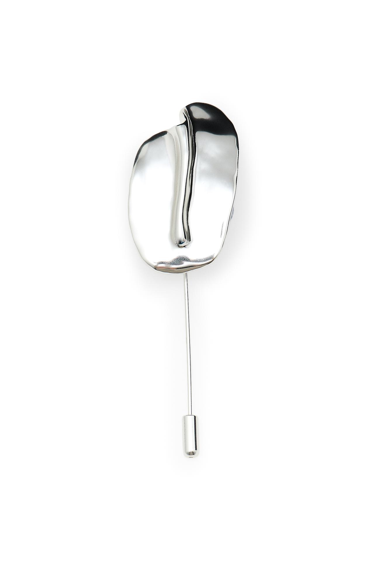 Leaf brooch - LIMITED EDITION — SILVER