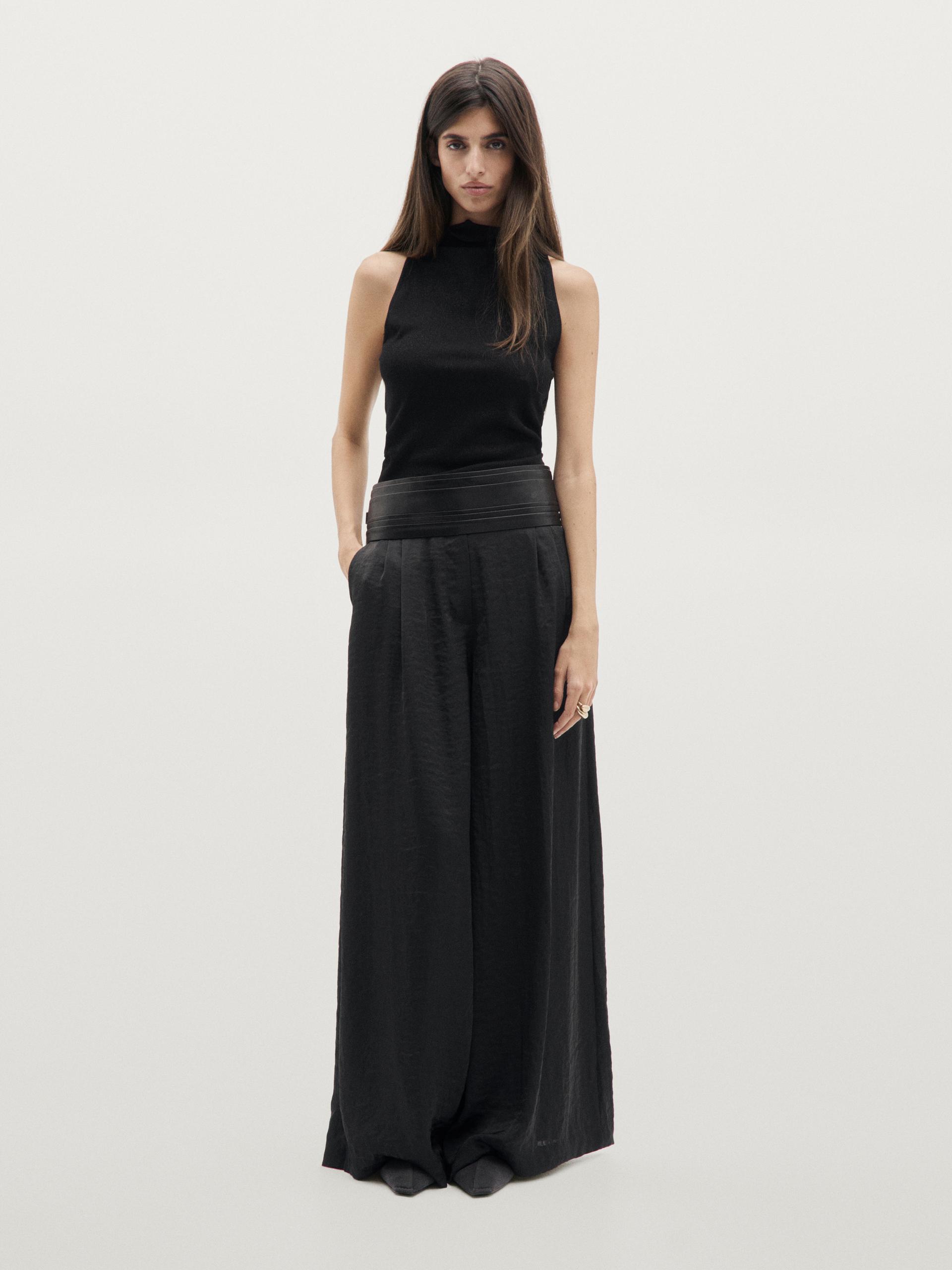 Pantaloni Ampi Morbidi Con Pince - Nero - 38 (It 42) - Massimo Dutti - Femminile