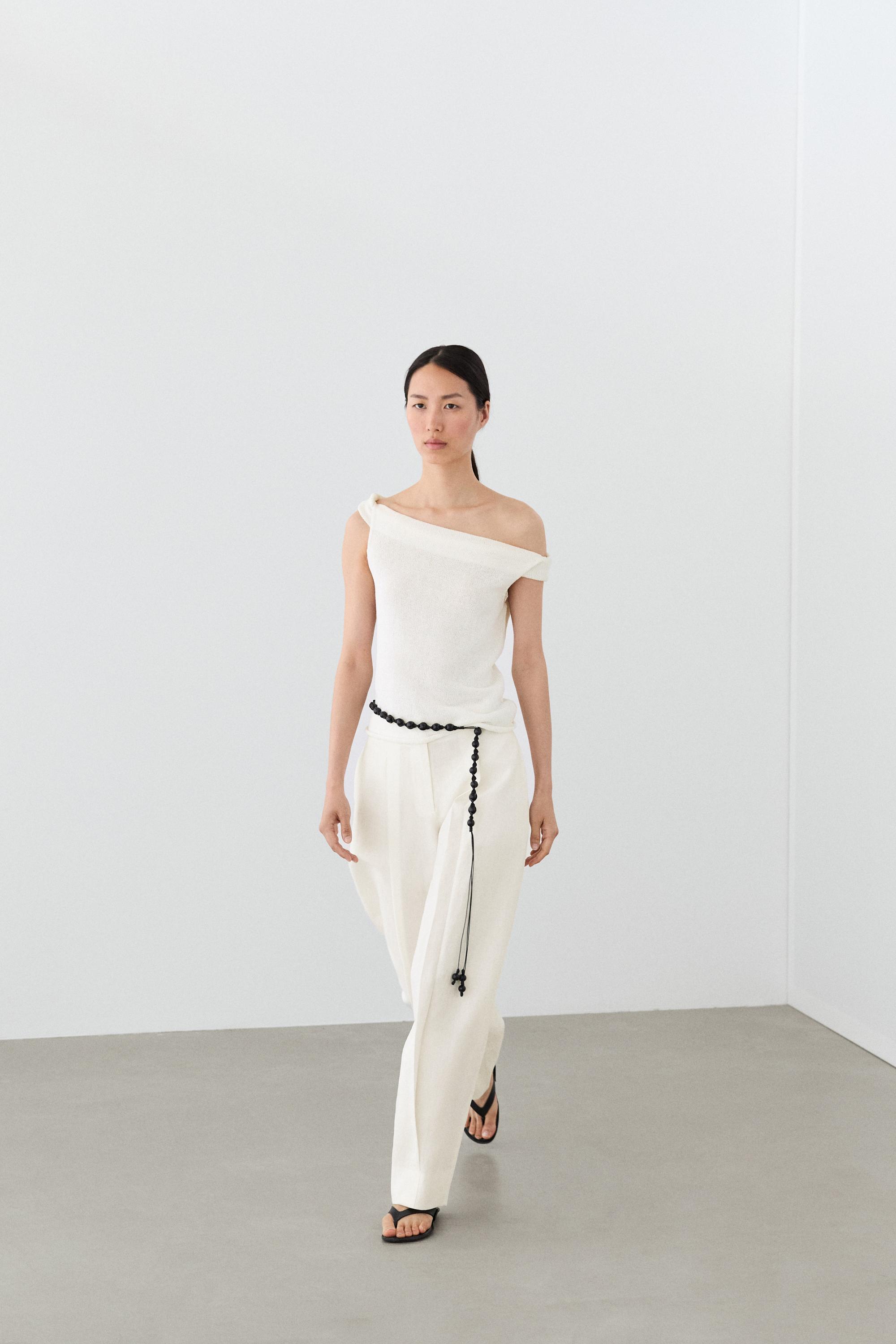 Linen trousers with darts — Off white