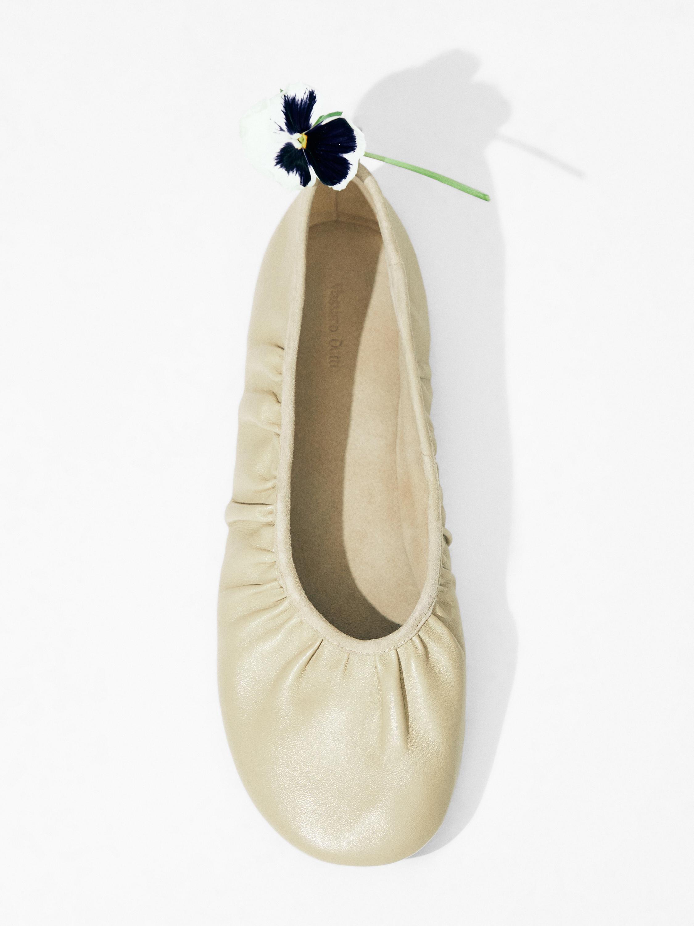 Soft leather ballet flats with gathered detail — BEIGE