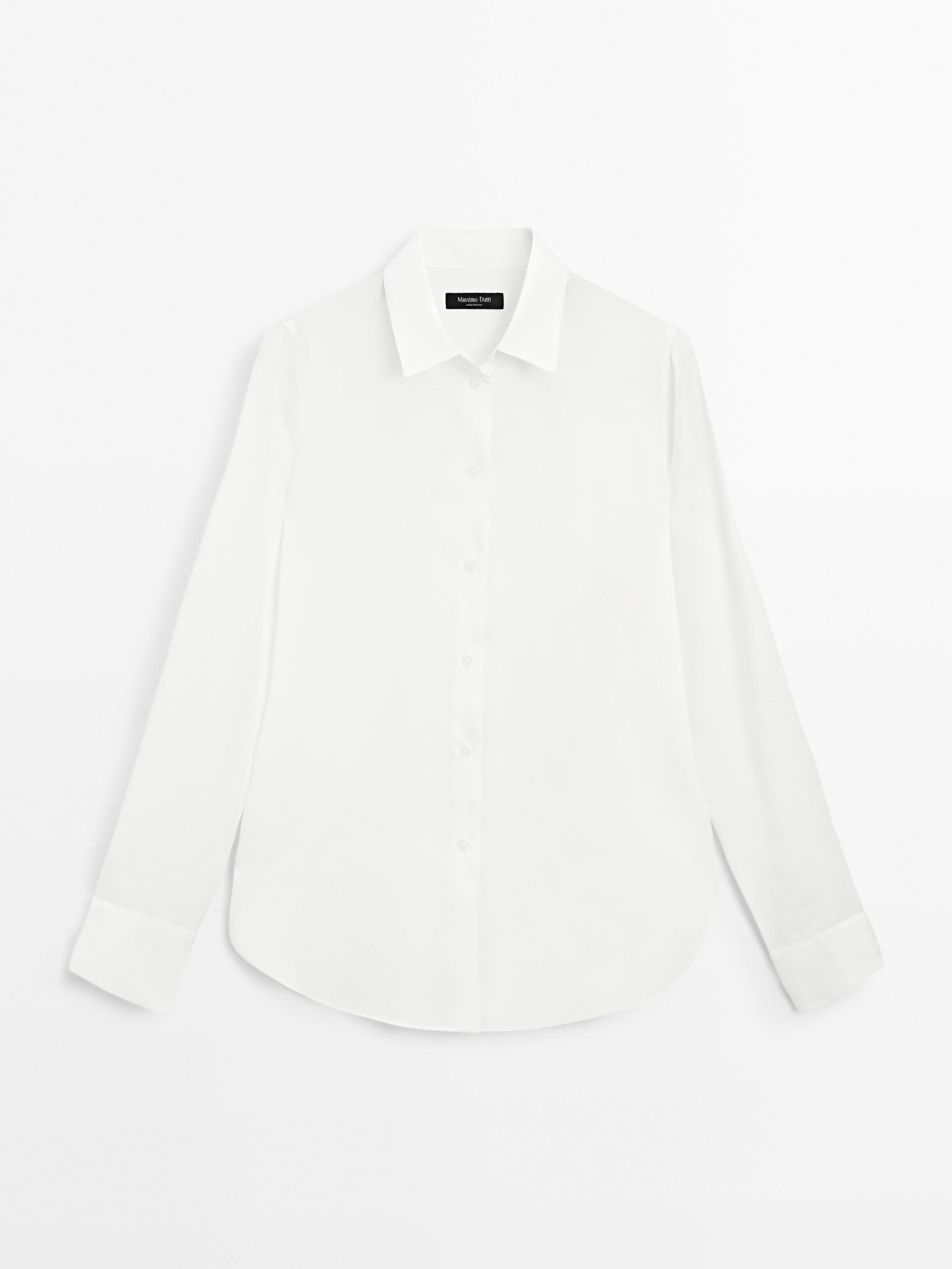 Flowing shirt with shirt collar