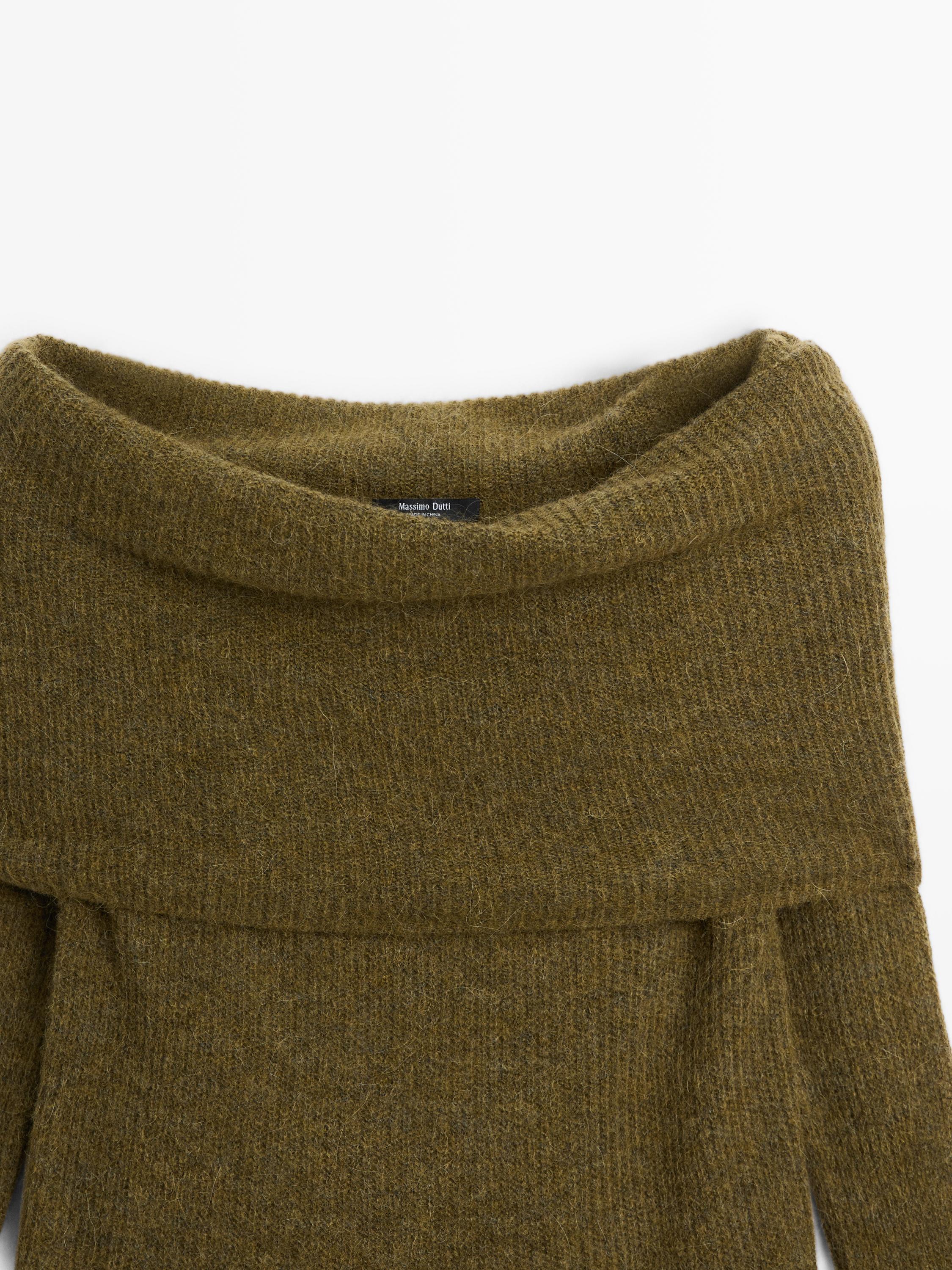 Pull en maille épaules dénudées