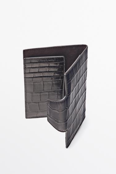 Crocodile-textured leather passport holder — BROWN 4