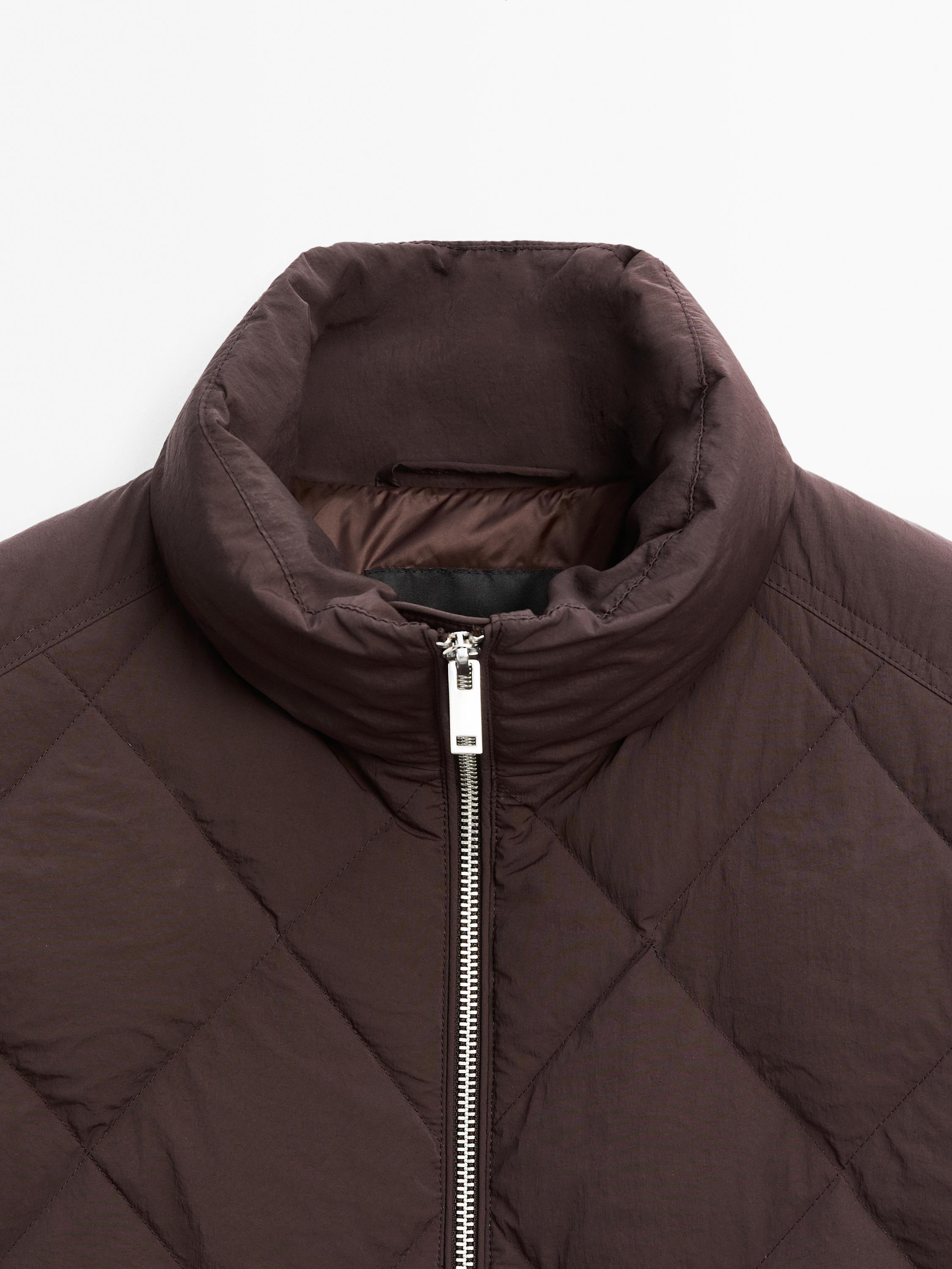 Short puffer jacket