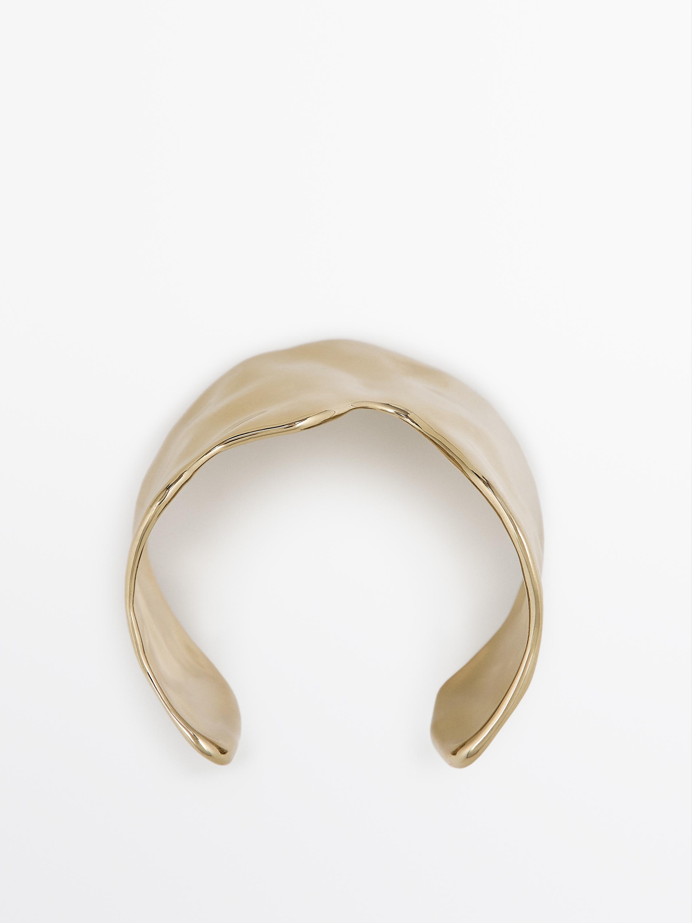 Irregular wide bracelet