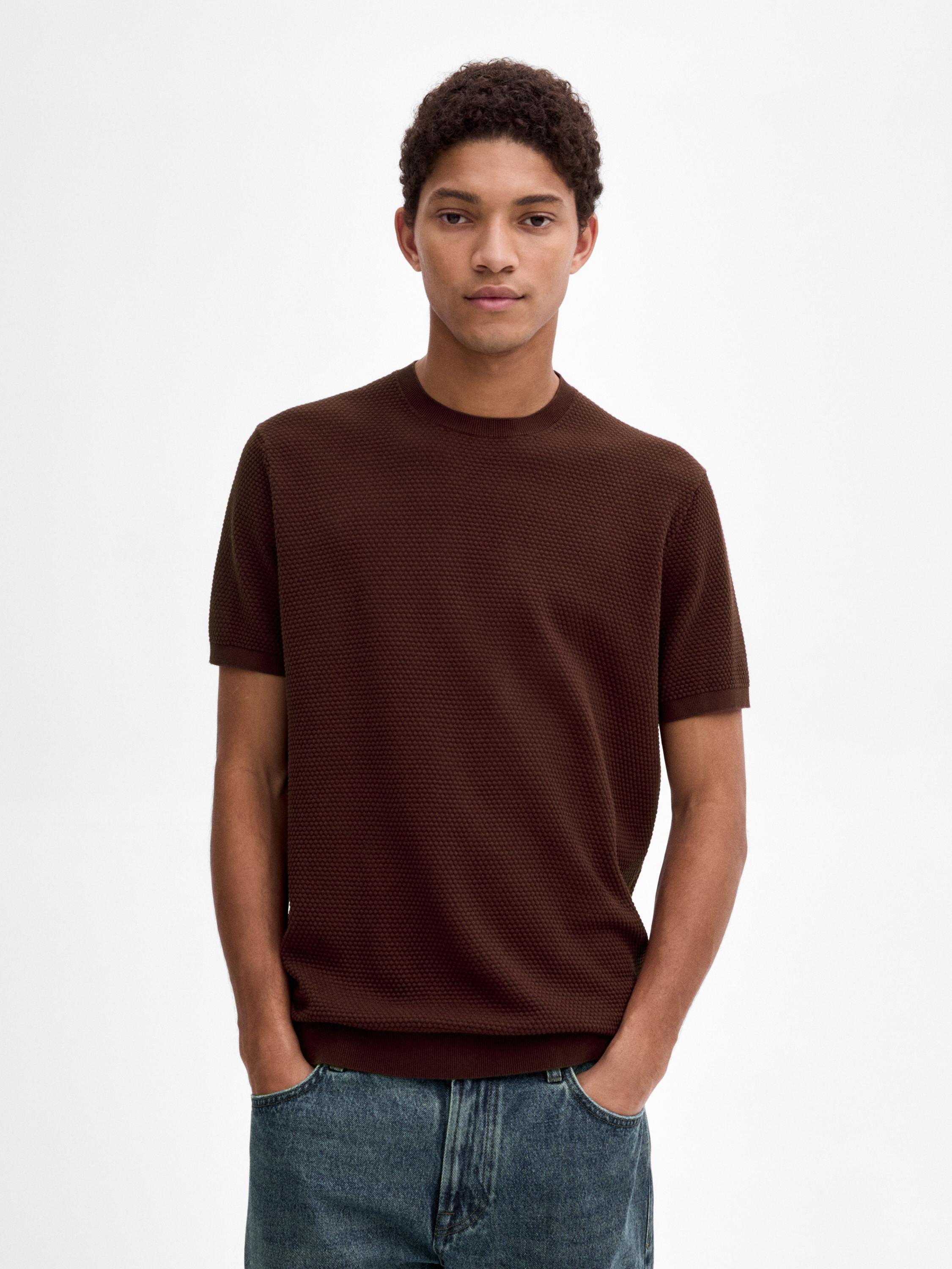 100% cotton textured knit T-shirt