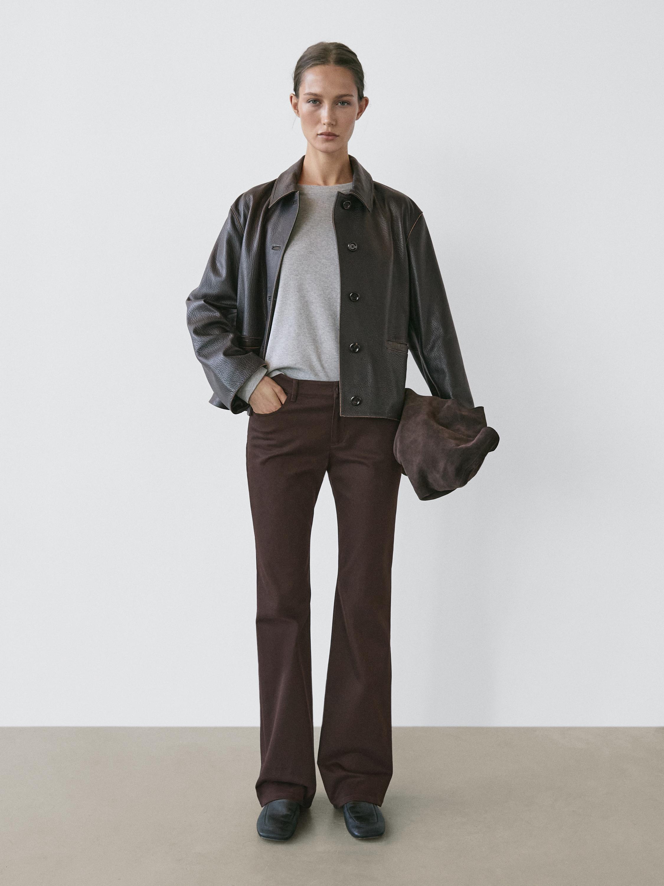 Boot-cut trousers — Chocolate
