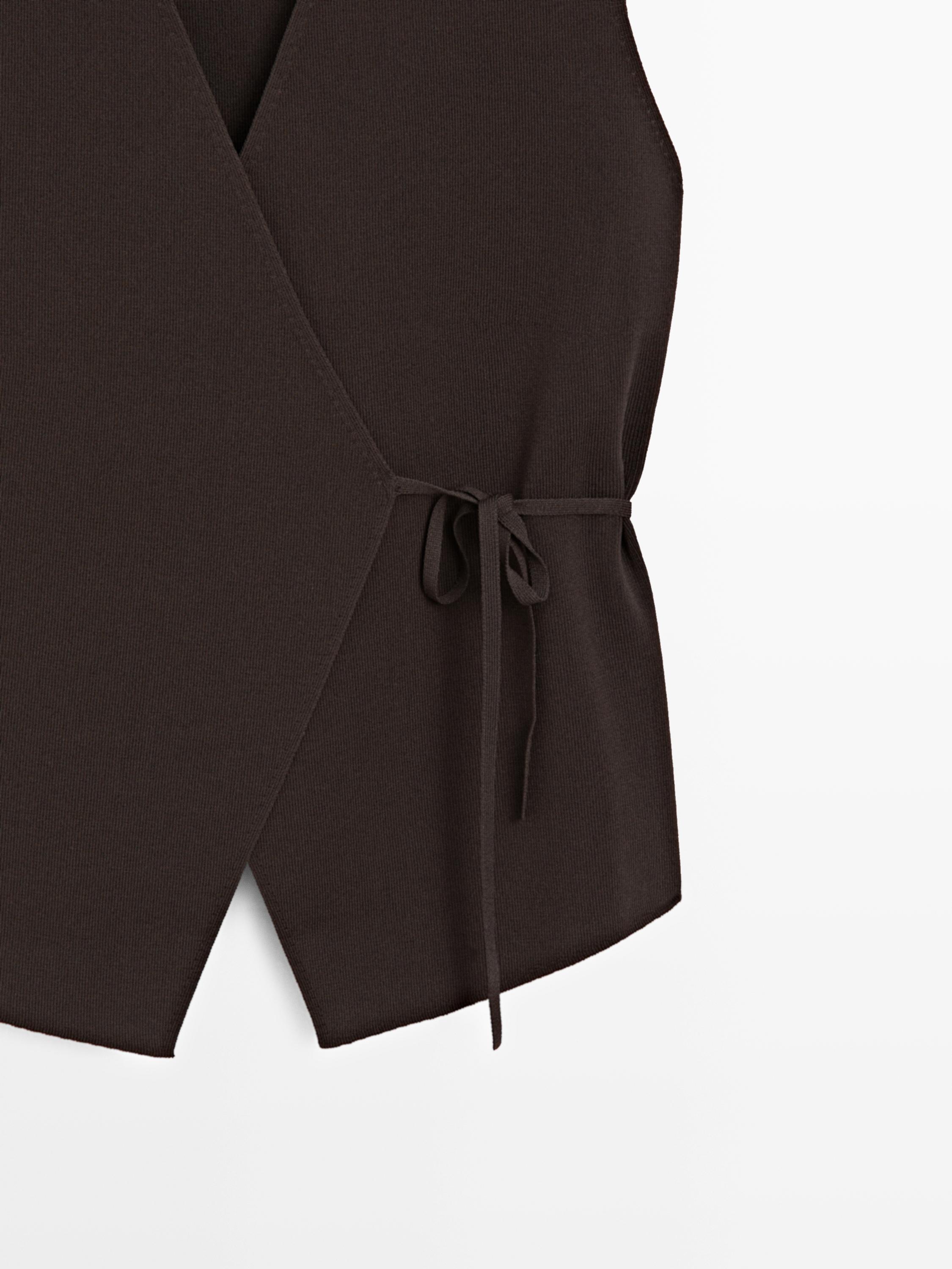 Crossover knit vest with tie detail — BROWN