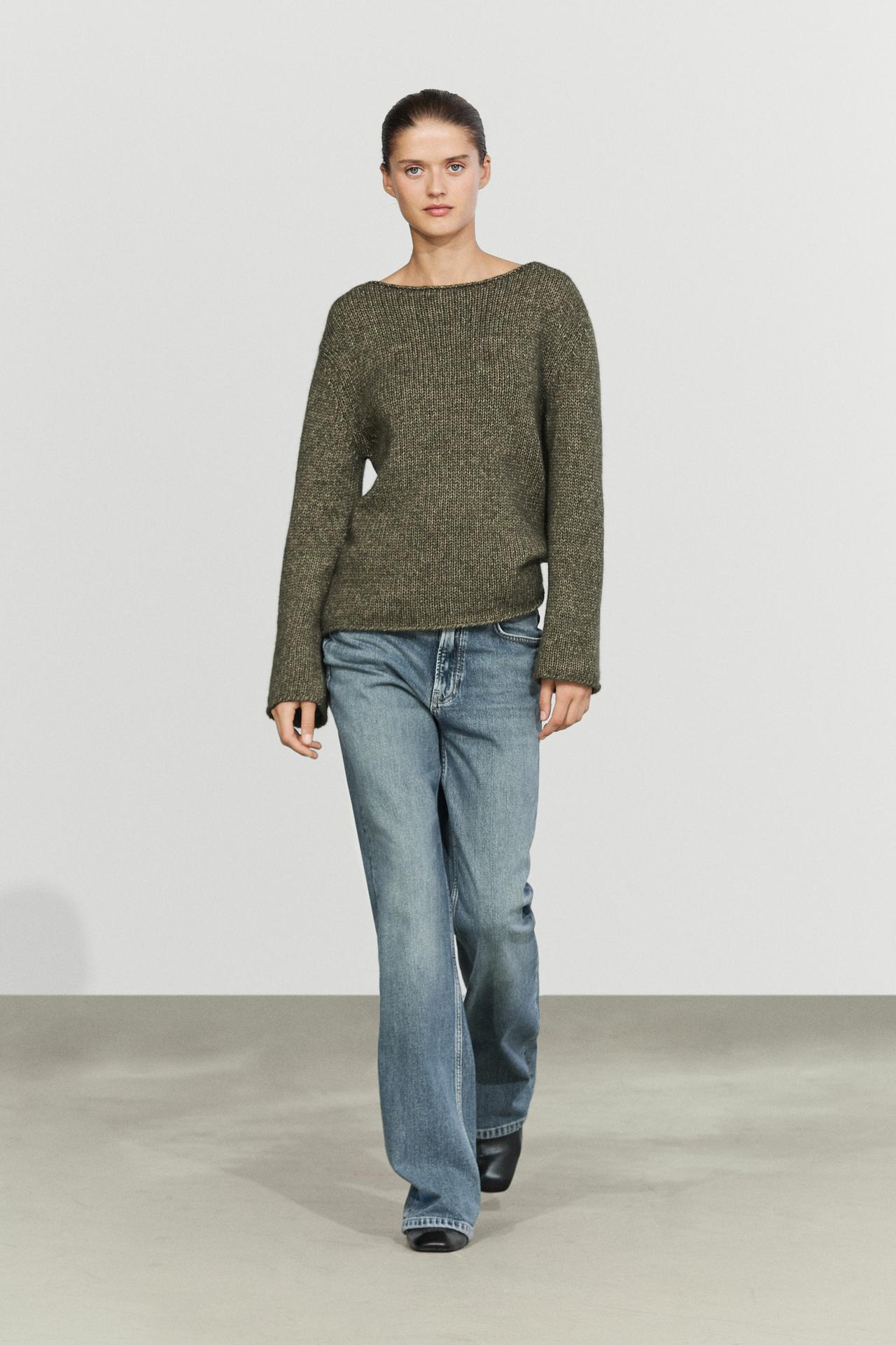 Wool-blend boat neck knit sweater — KHAKI