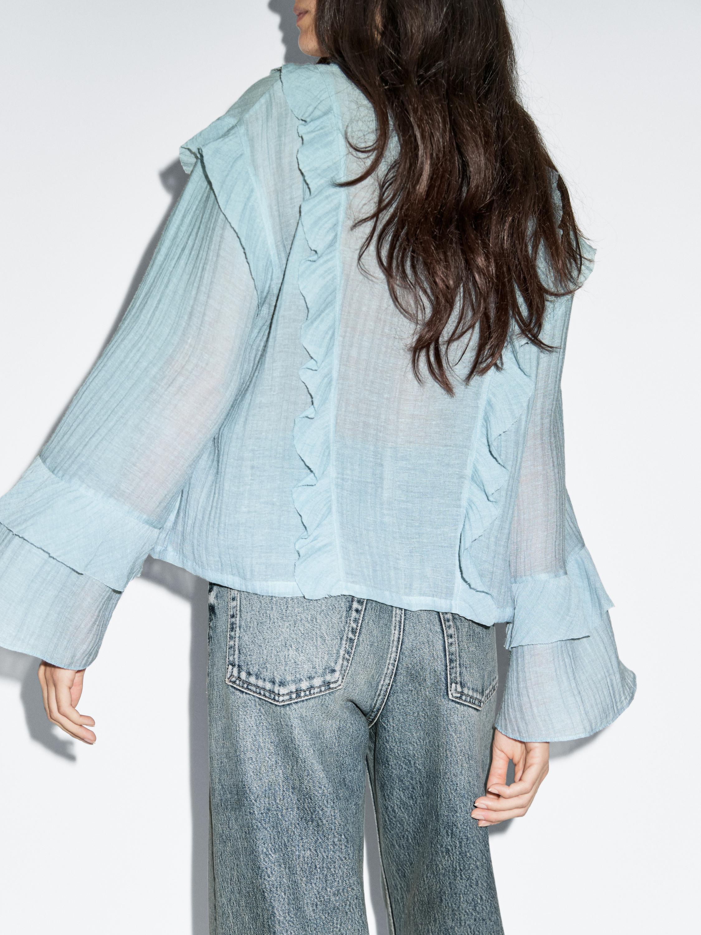 Low-rise straight-leg jeans