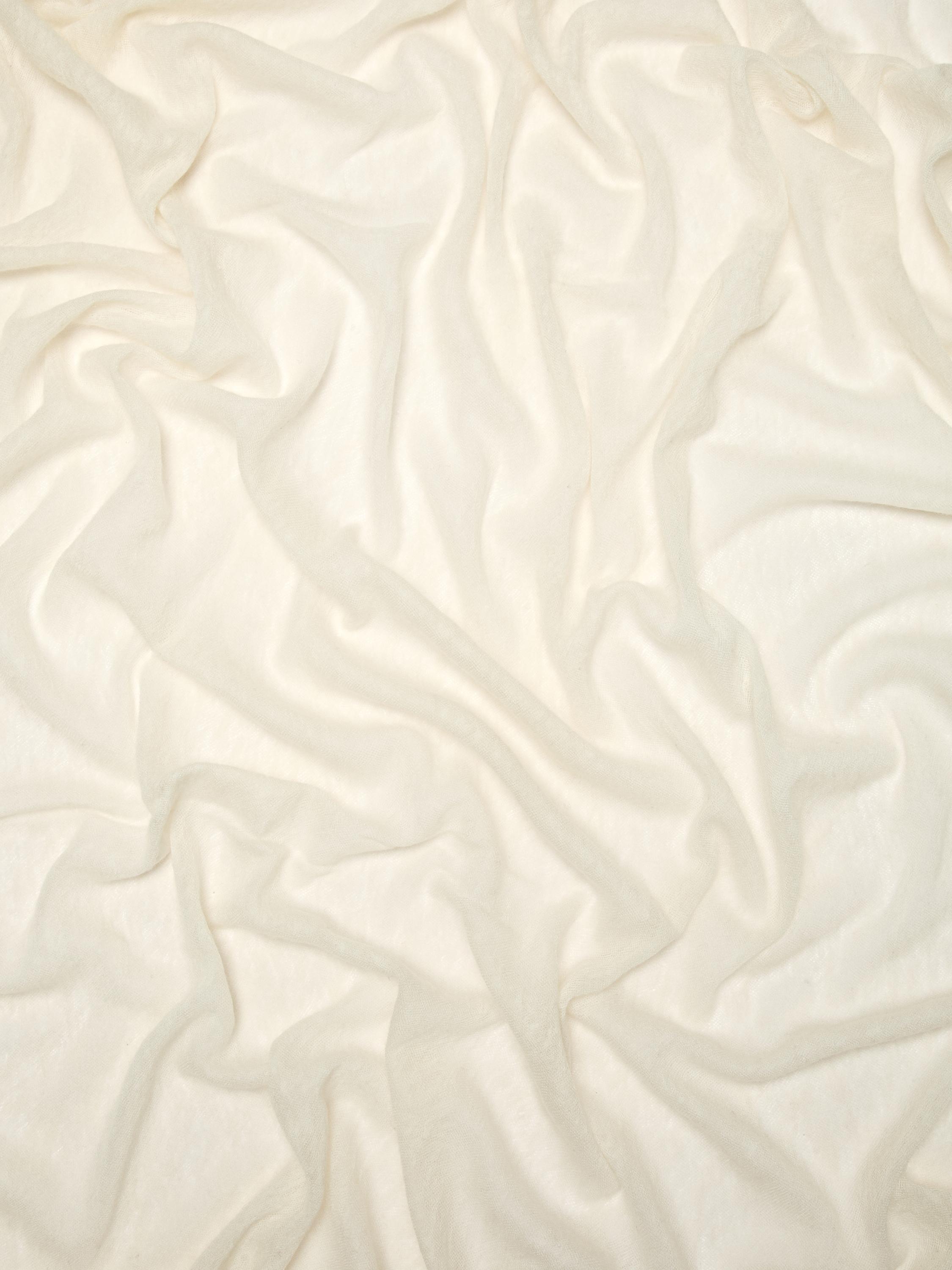 100% cashmere scarf