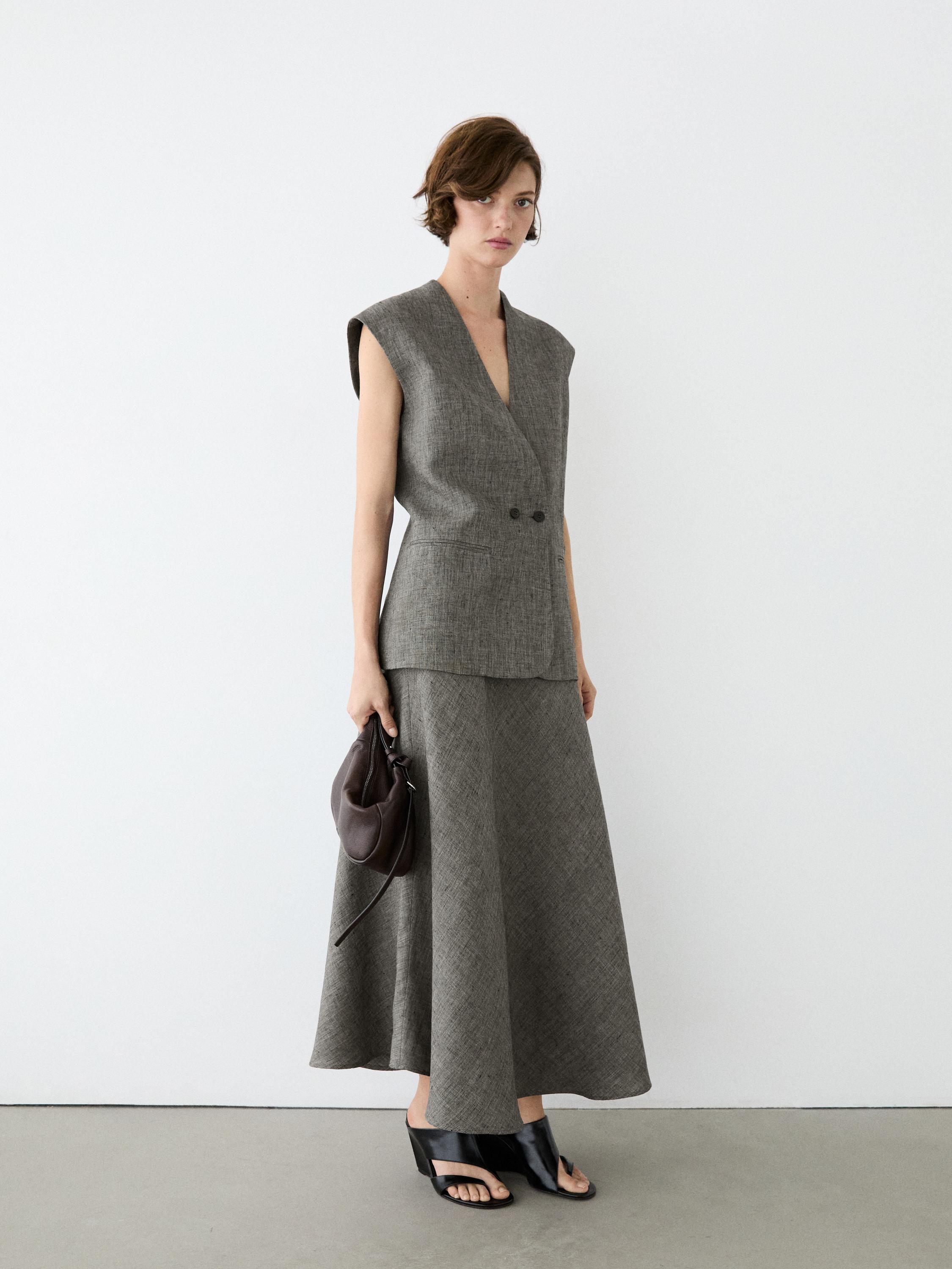 Linen waistcoat with structured shoulders — BLACK