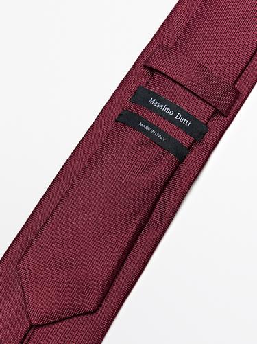 100% silk textured tie — MAROON 3