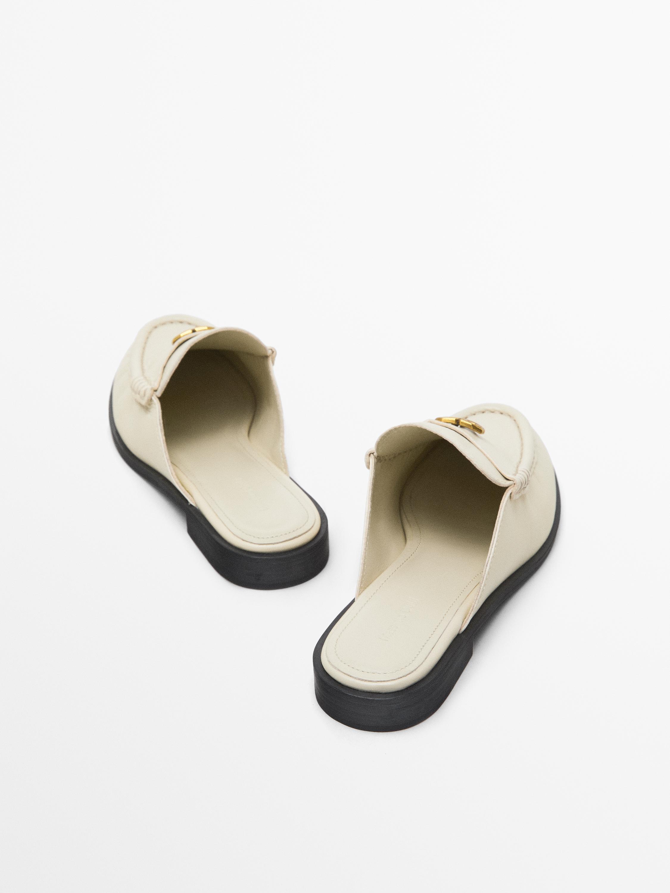 Mules with metallic detail