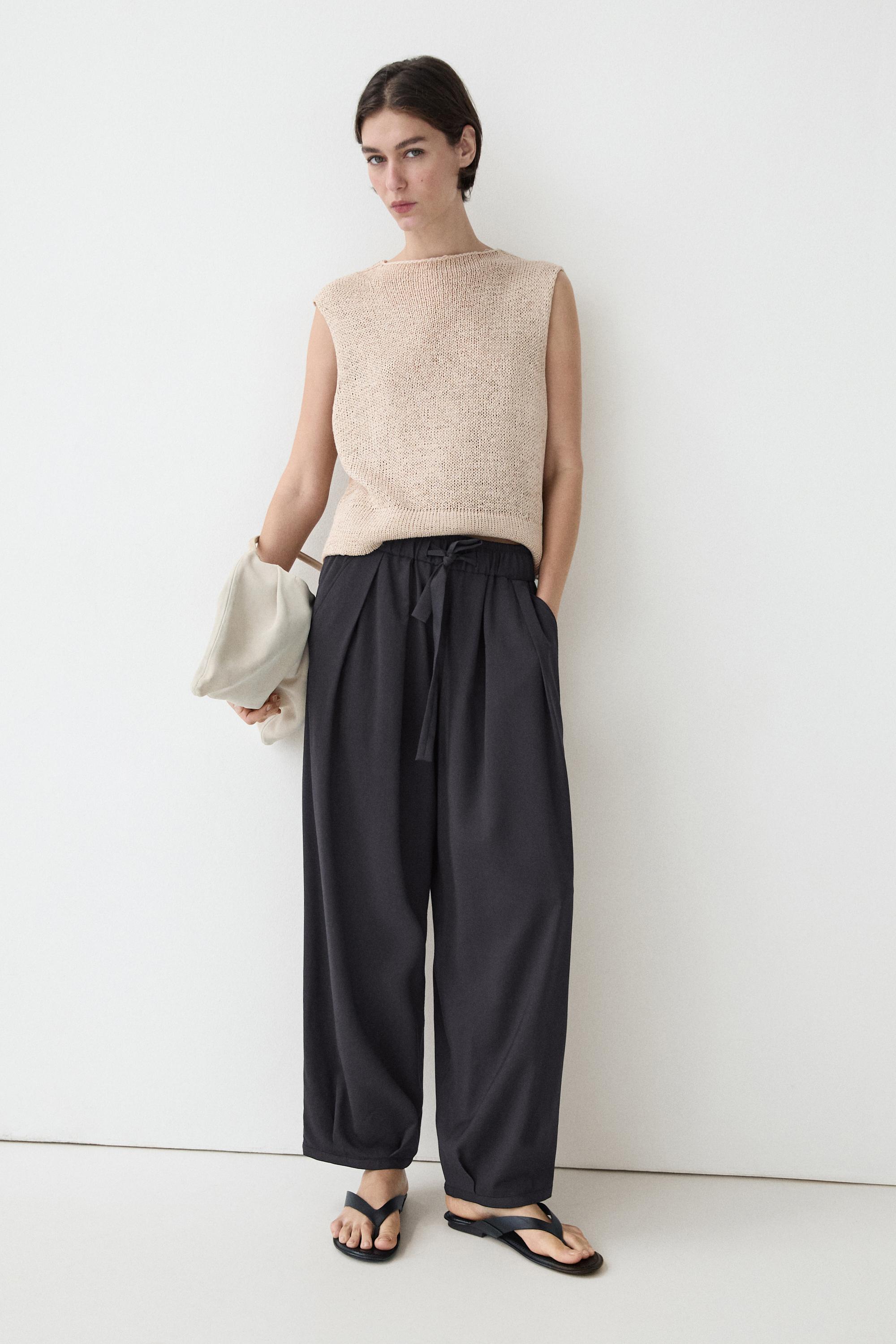 Voluminous wide-leg pleated trousers — NAVY BLUE