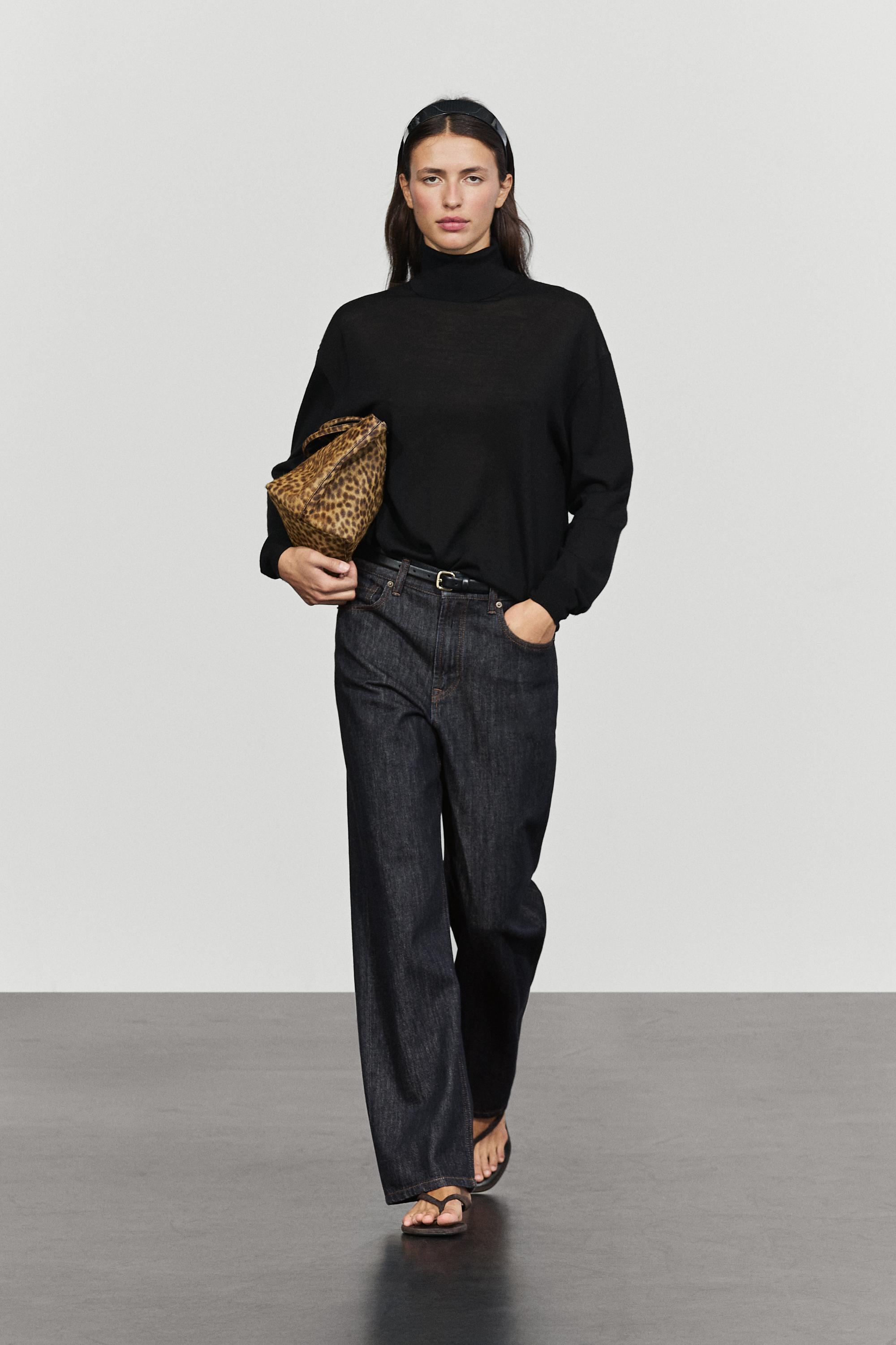 100% wool turtleneck knit sweater