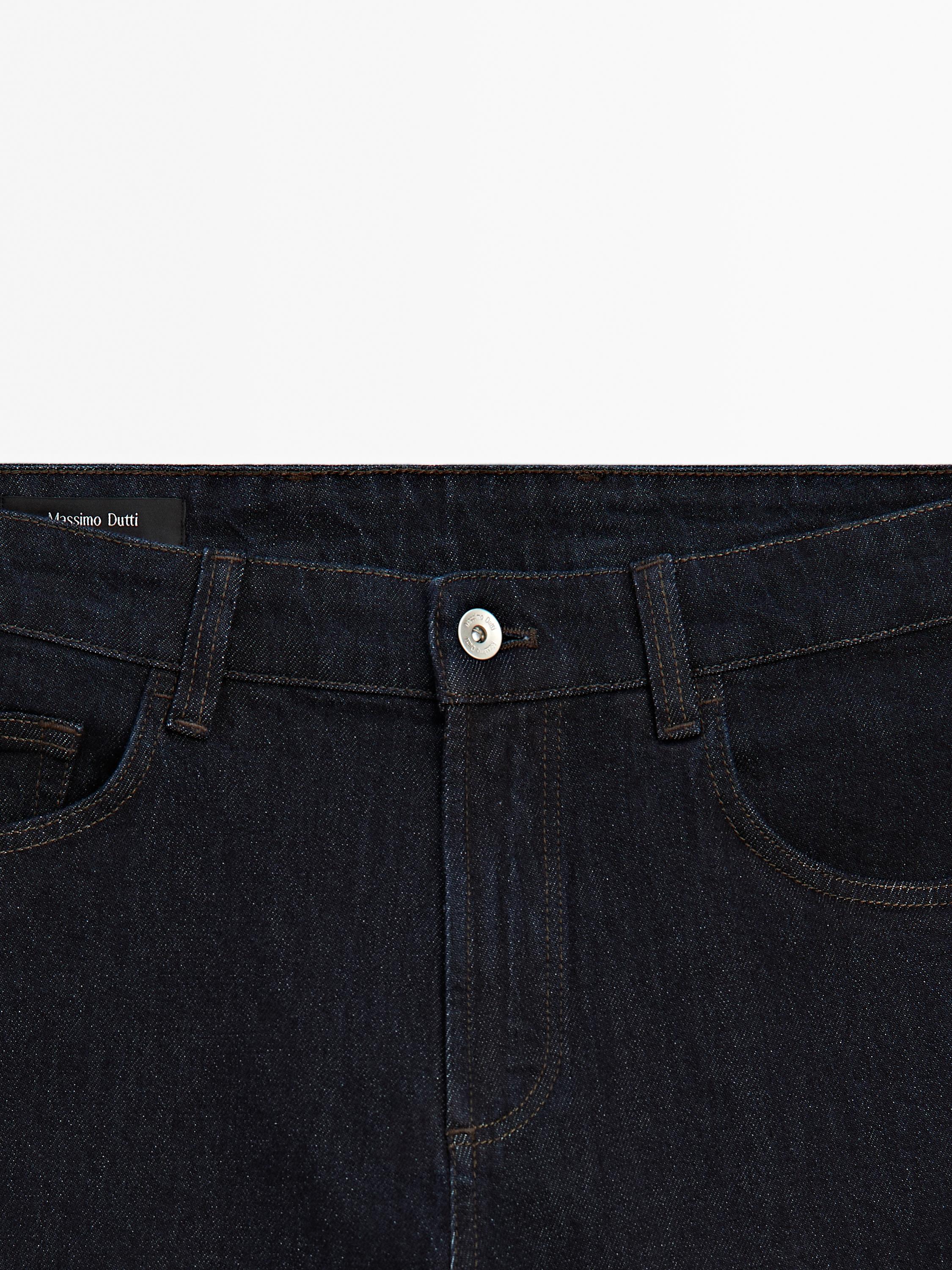Tapered fit jeans