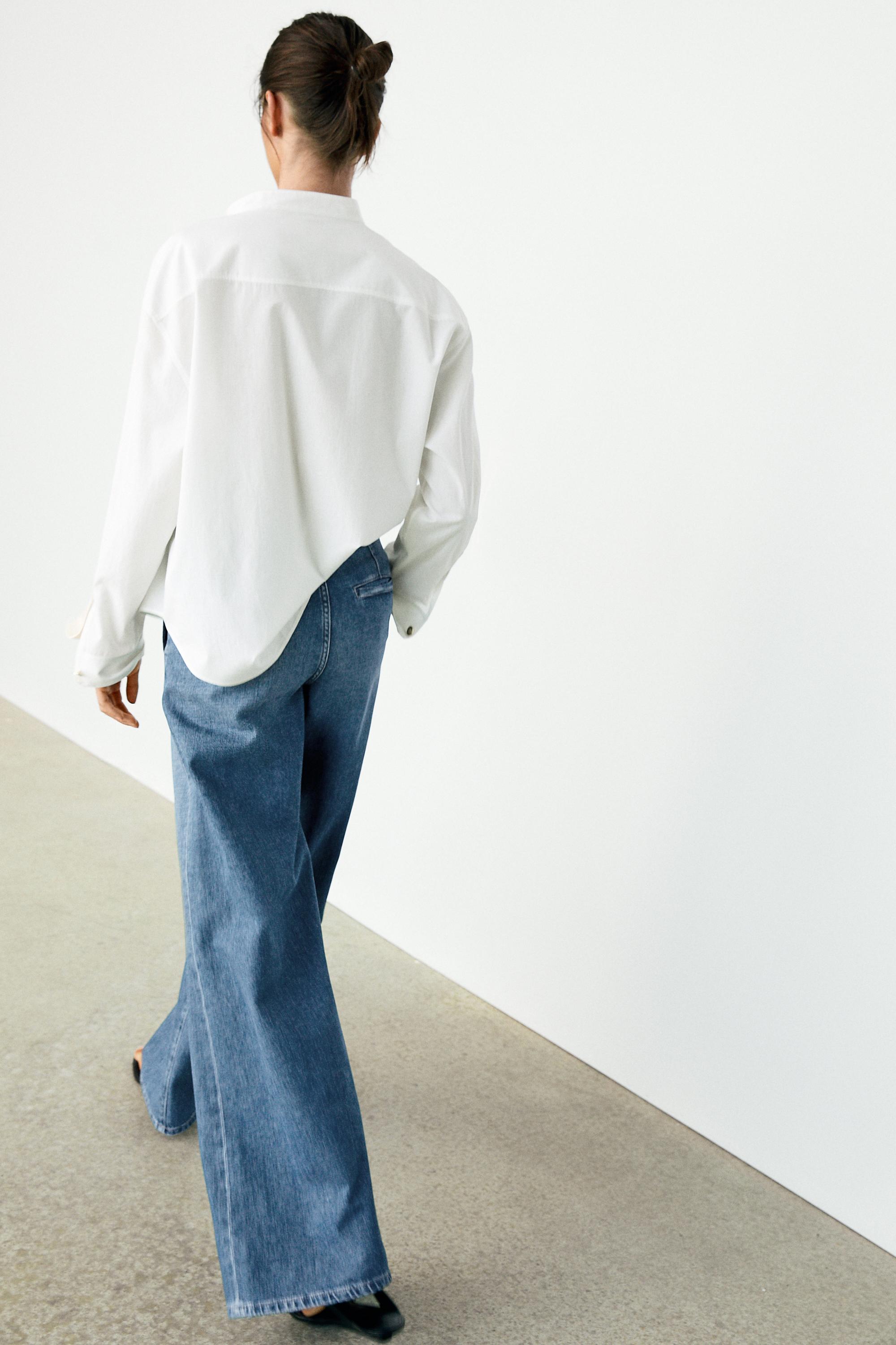 Stand collar shirt with gold buttons — Off white